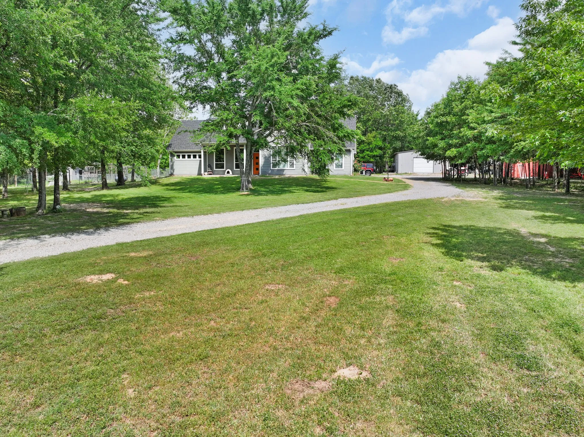 Single Family Residence For Sale in Franklin (TX) County , 2640 County Road 1030 NW, Mount Vernon, Texas 75457, 4 Bedroom, 2 Bathroom, 1 Garage spaces, 3,547 Sqft, built in 2012, mls#21265695, Real Estate Agent in Mount Vernon, Homes For Sale in Franklin (TX) county, Homes For Sale in Mount Vernon, Realtor in Mount Vernon Texas, Real Estate Brokerage Independent Realty Texas, Luminita Cordes Realtor