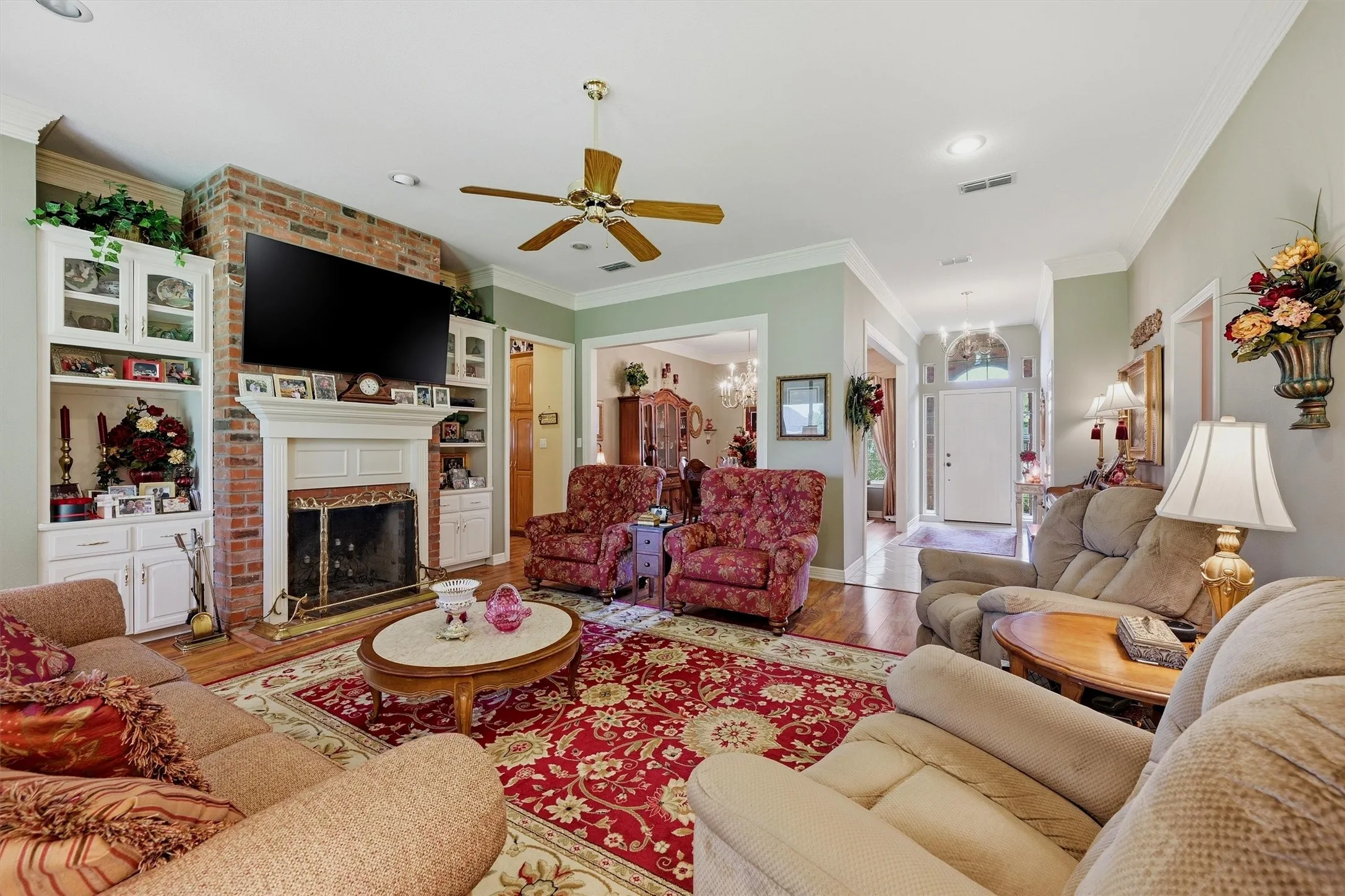Single Family Residence For Sale in Cooke County , 730 Kiowa Drive W, Lake Kiowa, Texas 76240, 3 Bedroom, 3 Bathroom, 3 Garage spaces, 2,191 Sqft, built in 1995, mls#21265649, Real Estate Agent in Lake Kiowa, Homes For Sale in Cooke county, Homes For Sale in Lake Kiowa, Realtor in Lake Kiowa Texas, Real Estate Brokerage Independent Realty Texas, Luminita Cordes Realtor