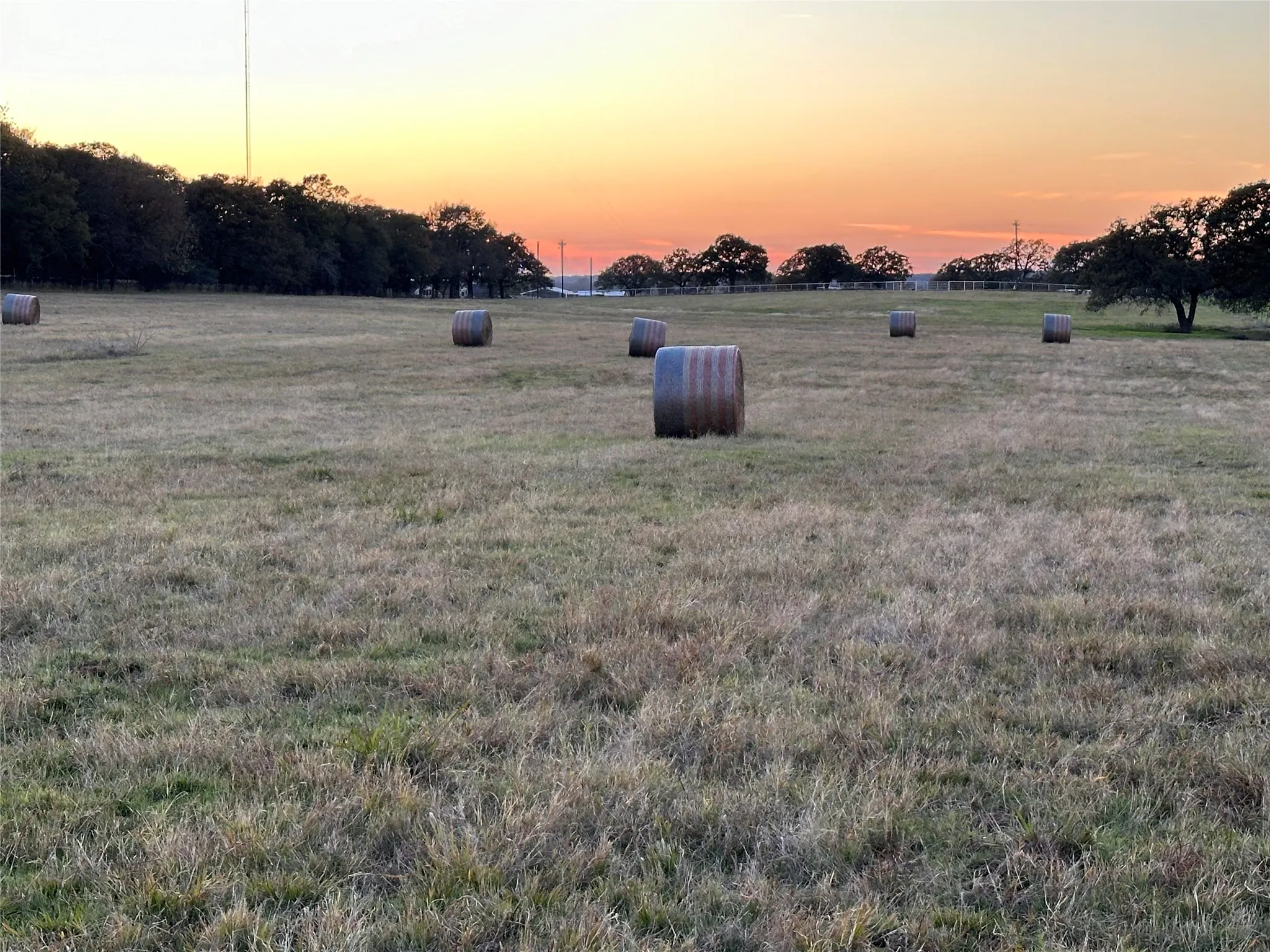 Unimproved Land For Sale in Grayson County , TBD W Line Road, Collinsville, Texas 76233, 0, 0, Garage spaces, 0 Sqft, built in 0, Price $699,000, mls#21258321, Real Estate Agent in Collinsville, Homes For Sale in Grayson county, Homes For Sale in Collinsville, Realtor in Collinsville Texas, Real Estate Brokerage Independent Realty Texas, Luminita Cordes Realtor