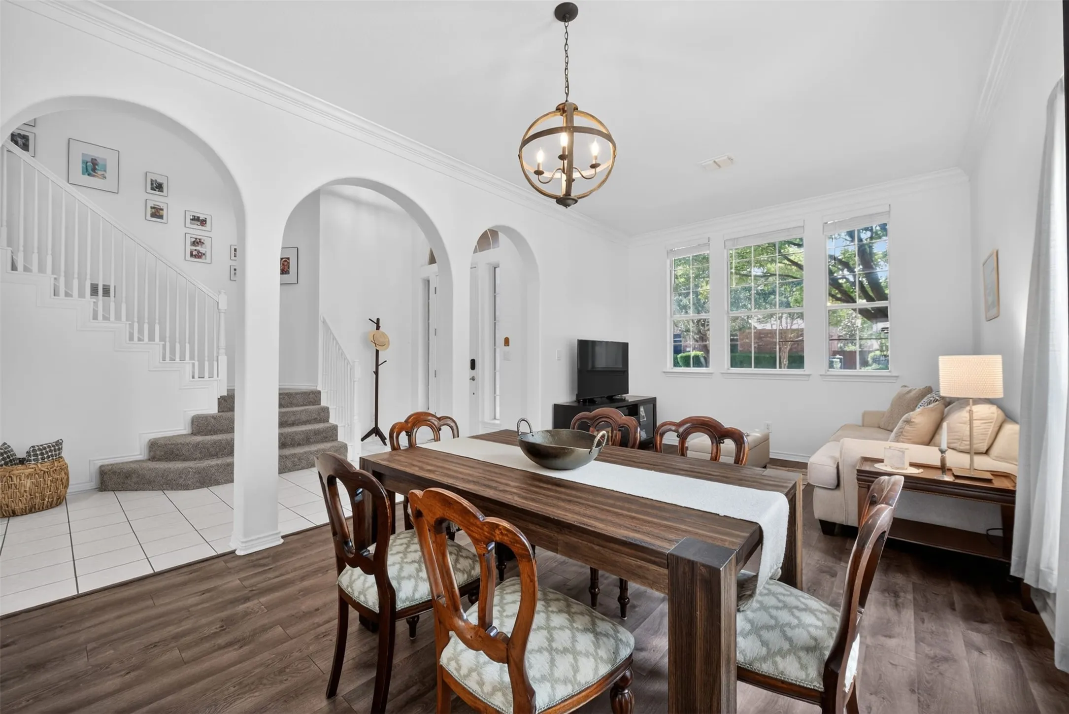 Single Family Residence For Sale in Collin County , 1507 Hunters Creek Drive, Mc Kinney, Texas 75072, 4 Bedroom, 4 Bathroom, 2 Garage spaces, 3,246 Sqft, built in 1995, mls#21254023, Real Estate Agent in Mc Kinney, Homes For Sale in Collin county, Homes For Sale in Mc Kinney, Realtor in Mc Kinney Texas, Real Estate Brokerage Independent Realty Texas, Luminita Cordes Realtor