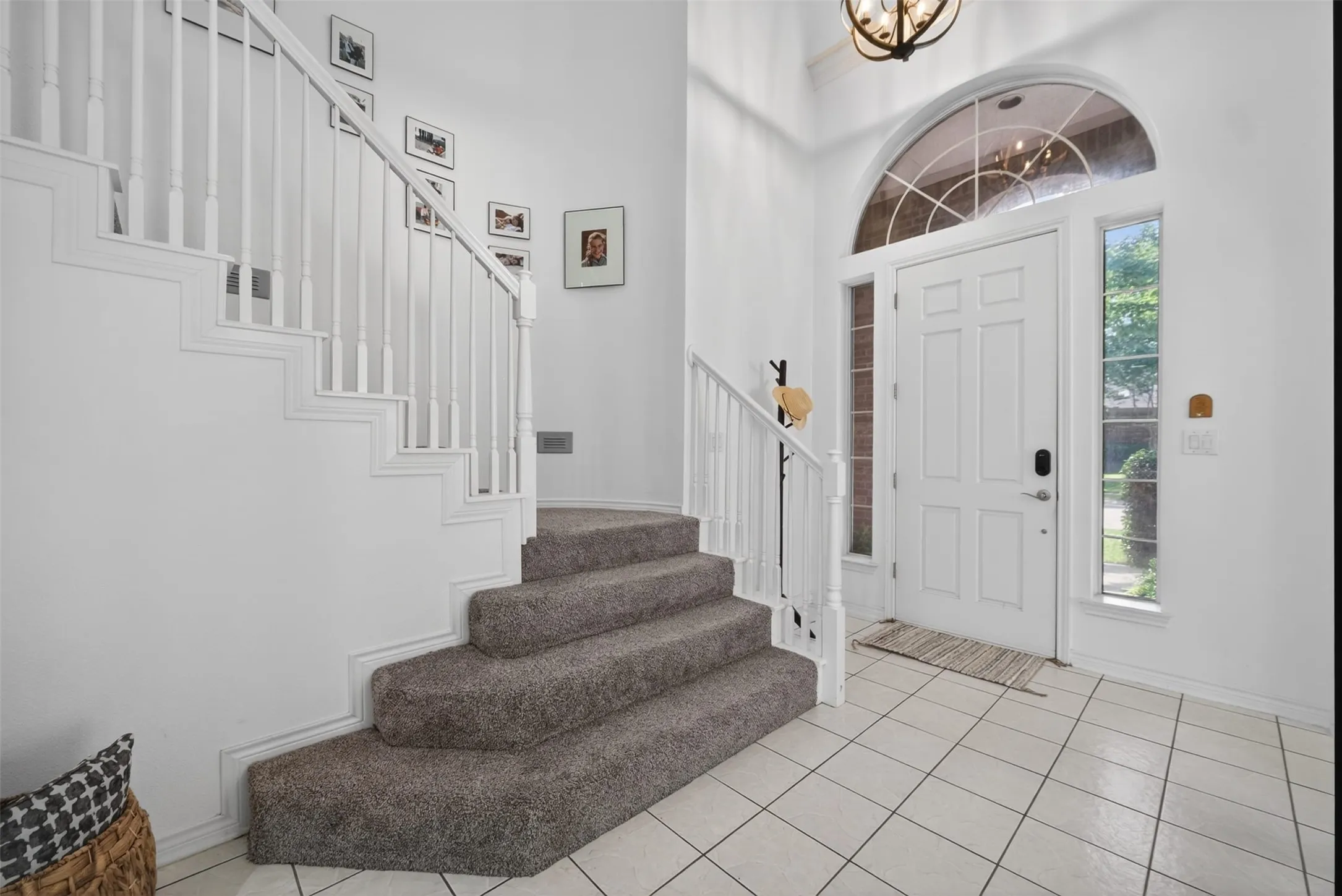 Single Family Residence For Sale in Collin County , 1507 Hunters Creek Drive, Mc Kinney, Texas 75072, 4 Bedroom, 4 Bathroom, 2 Garage spaces, 3,246 Sqft, built in 1995, mls#21254023, Real Estate Agent in Mc Kinney, Homes For Sale in Collin county, Homes For Sale in Mc Kinney, Realtor in Mc Kinney Texas, Real Estate Brokerage Independent Realty Texas, Luminita Cordes Realtor