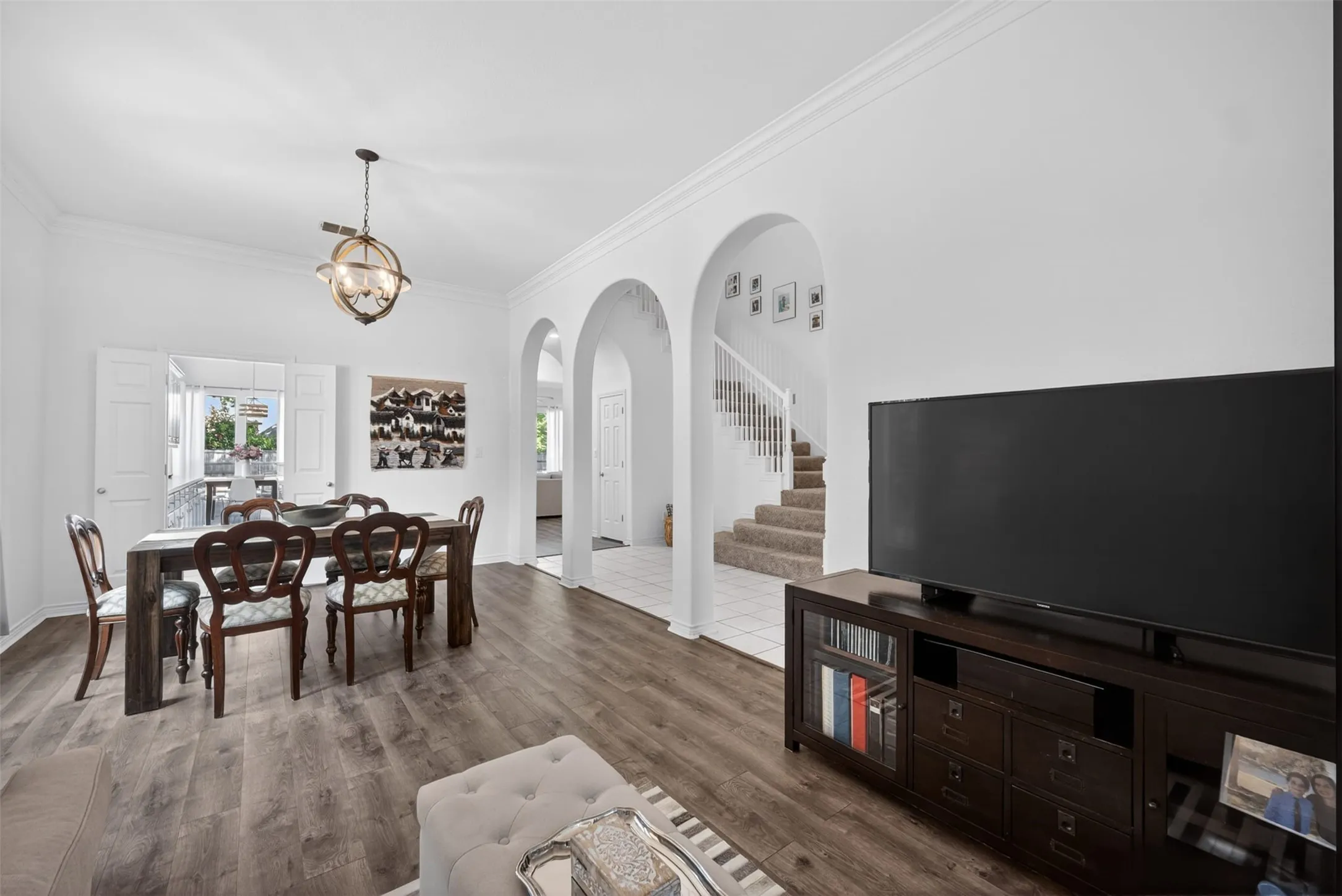 Single Family Residence For Sale in Collin County , 1507 Hunters Creek Drive, Mc Kinney, Texas 75072, 4 Bedroom, 4 Bathroom, 2 Garage spaces, 3,246 Sqft, built in 1995, mls#21254023, Real Estate Agent in Mc Kinney, Homes For Sale in Collin county, Homes For Sale in Mc Kinney, Realtor in Mc Kinney Texas, Real Estate Brokerage Independent Realty Texas, Luminita Cordes Realtor