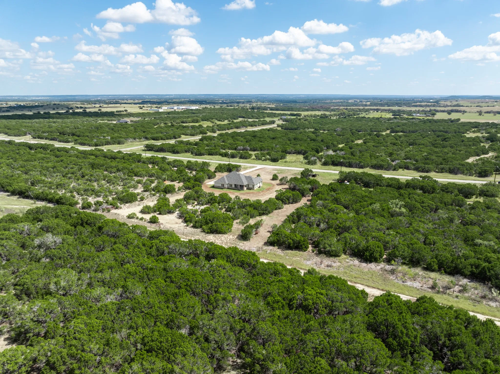 Single Family Residence For Sale in Coryell County , 117 Cedar Bluff Loop, Gatesville, Texas 76528, 3 Bedroom, 3 Bathroom, 2 Garage spaces, 2,266 Sqft, built in 2025, mls#21265800, Real Estate Agent in Gatesville, Homes For Sale in Coryell county, Homes For Sale in Gatesville, Realtor in Gatesville Texas, Real Estate Brokerage Independent Realty Texas, Luminita Cordes Realtor