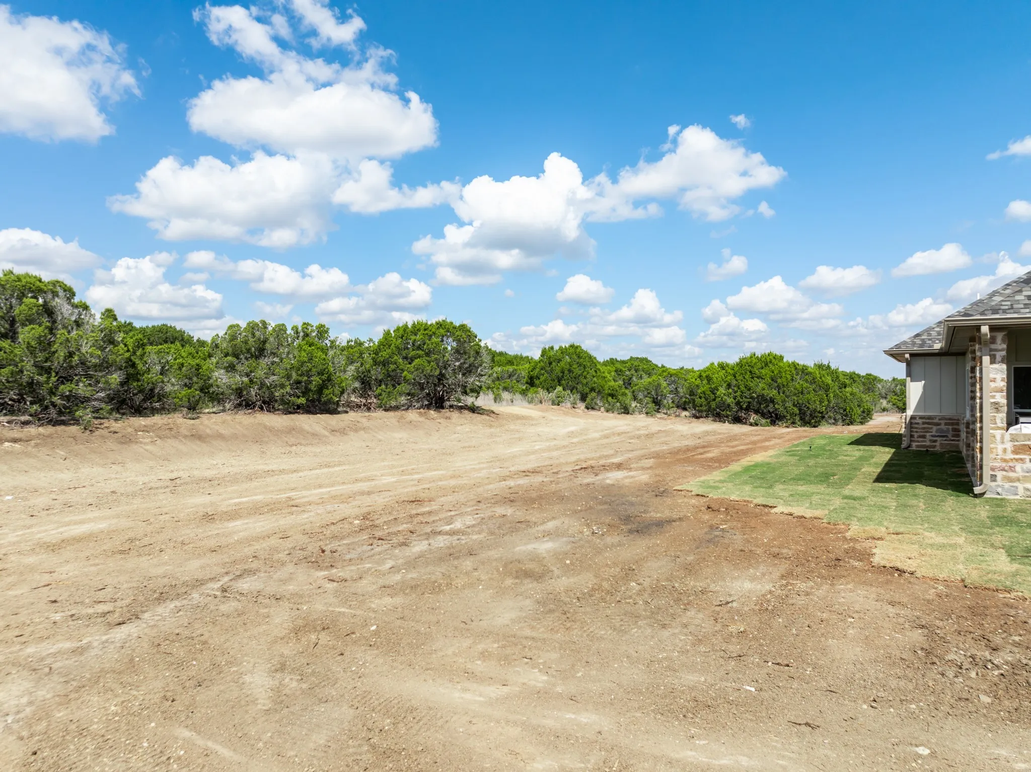 Single Family Residence For Sale in Coryell County , 117 Cedar Bluff Loop, Gatesville, Texas 76528, 3 Bedroom, 3 Bathroom, 2 Garage spaces, 2,266 Sqft, built in 2025, mls#21265800, Real Estate Agent in Gatesville, Homes For Sale in Coryell county, Homes For Sale in Gatesville, Realtor in Gatesville Texas, Real Estate Brokerage Independent Realty Texas, Luminita Cordes Realtor
