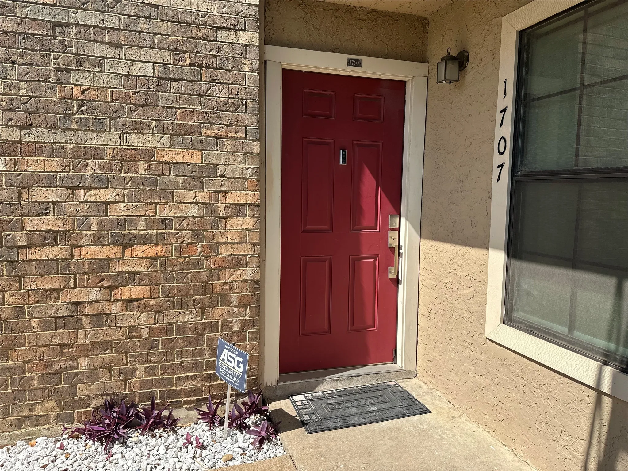Condominium For Sale in Collin County , 4748 Old Bent Tree Lane 1707, Dallas, Texas 75287, 1 Bedroom, 1 Bathroom, Garage spaces, 651 Sqft, built in 1985, mls#21264393, Real Estate Agent in Dallas, Homes For Sale in Collin county, Homes For Sale in Dallas, Realtor in Dallas Texas, Real Estate Brokerage Independent Realty Texas, Luminita Cordes Realtor