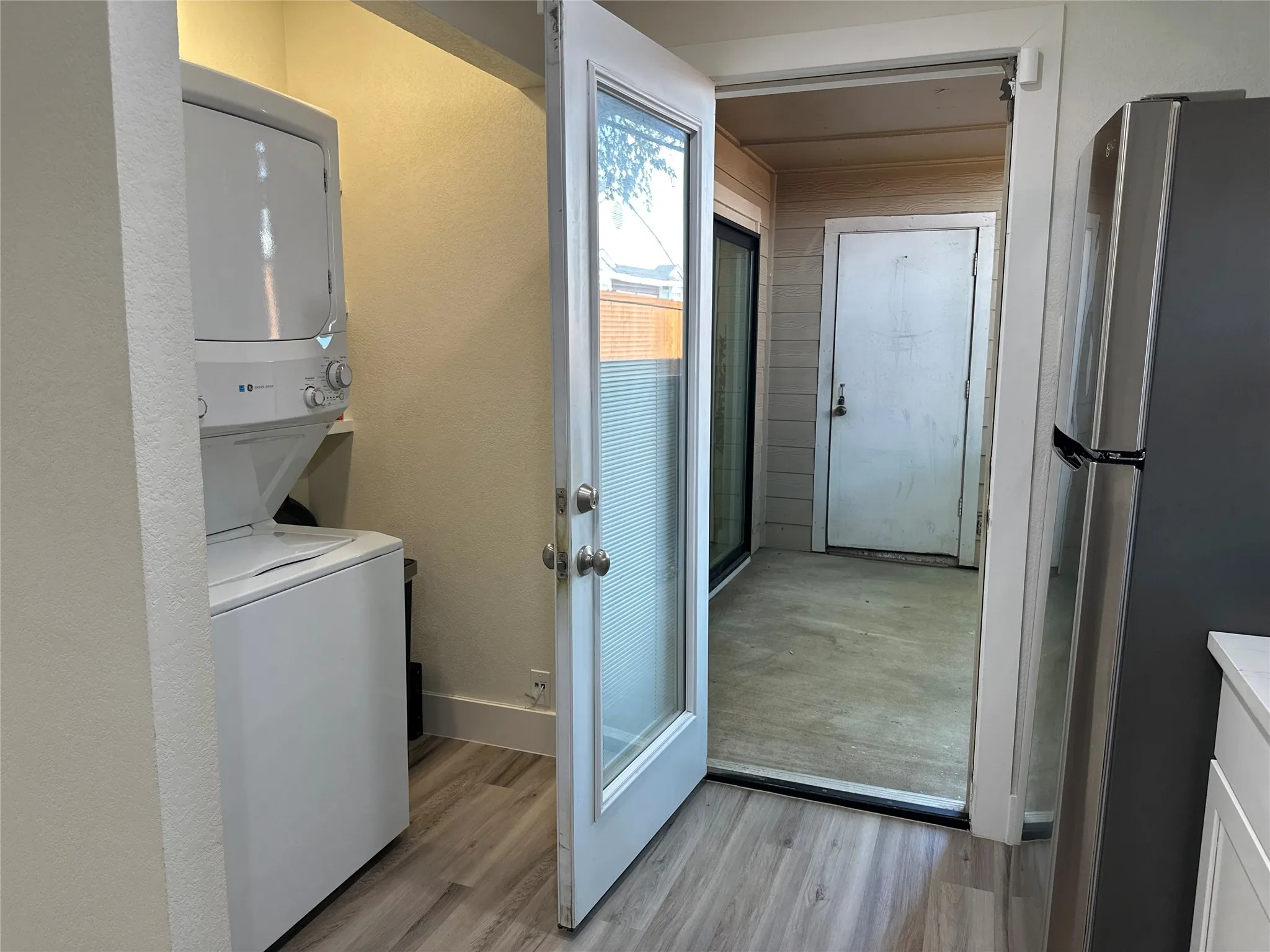 Condominium For Sale in Collin County , 4748 Old Bent Tree Lane 1707, Dallas, Texas 75287, 1 Bedroom, 1 Bathroom, Garage spaces, 651 Sqft, built in 1985, mls#21264393, Real Estate Agent in Dallas, Homes For Sale in Collin county, Homes For Sale in Dallas, Realtor in Dallas Texas, Real Estate Brokerage Independent Realty Texas, Luminita Cordes Realtor