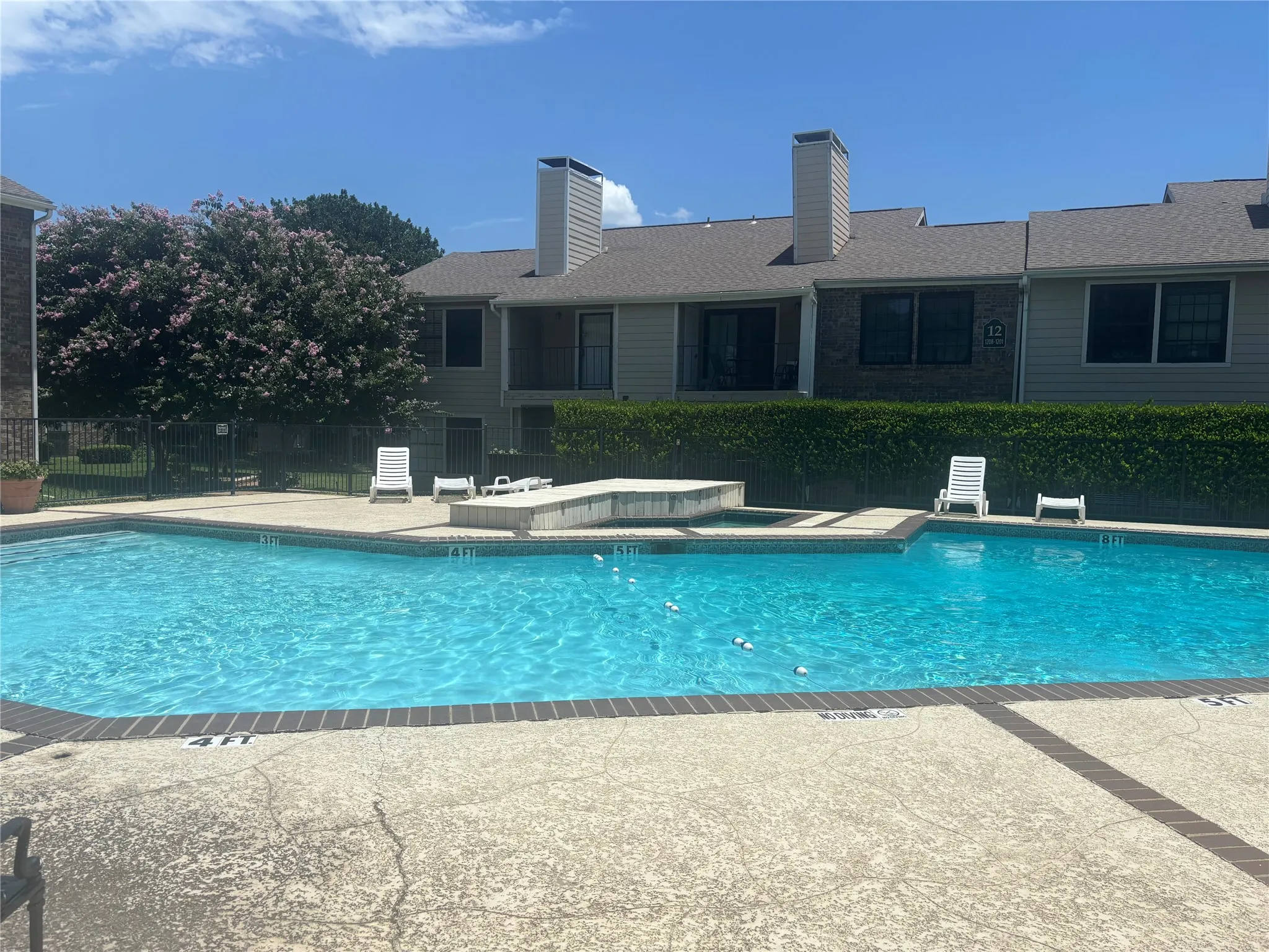 Condominium For Sale in Collin County , 4748 Old Bent Tree Lane 1707, Dallas, Texas 75287, 1 Bedroom, 1 Bathroom, Garage spaces, 651 Sqft, built in 1985, mls#21264393, Real Estate Agent in Dallas, Homes For Sale in Collin county, Homes For Sale in Dallas, Realtor in Dallas Texas, Real Estate Brokerage Independent Realty Texas, Luminita Cordes Realtor
