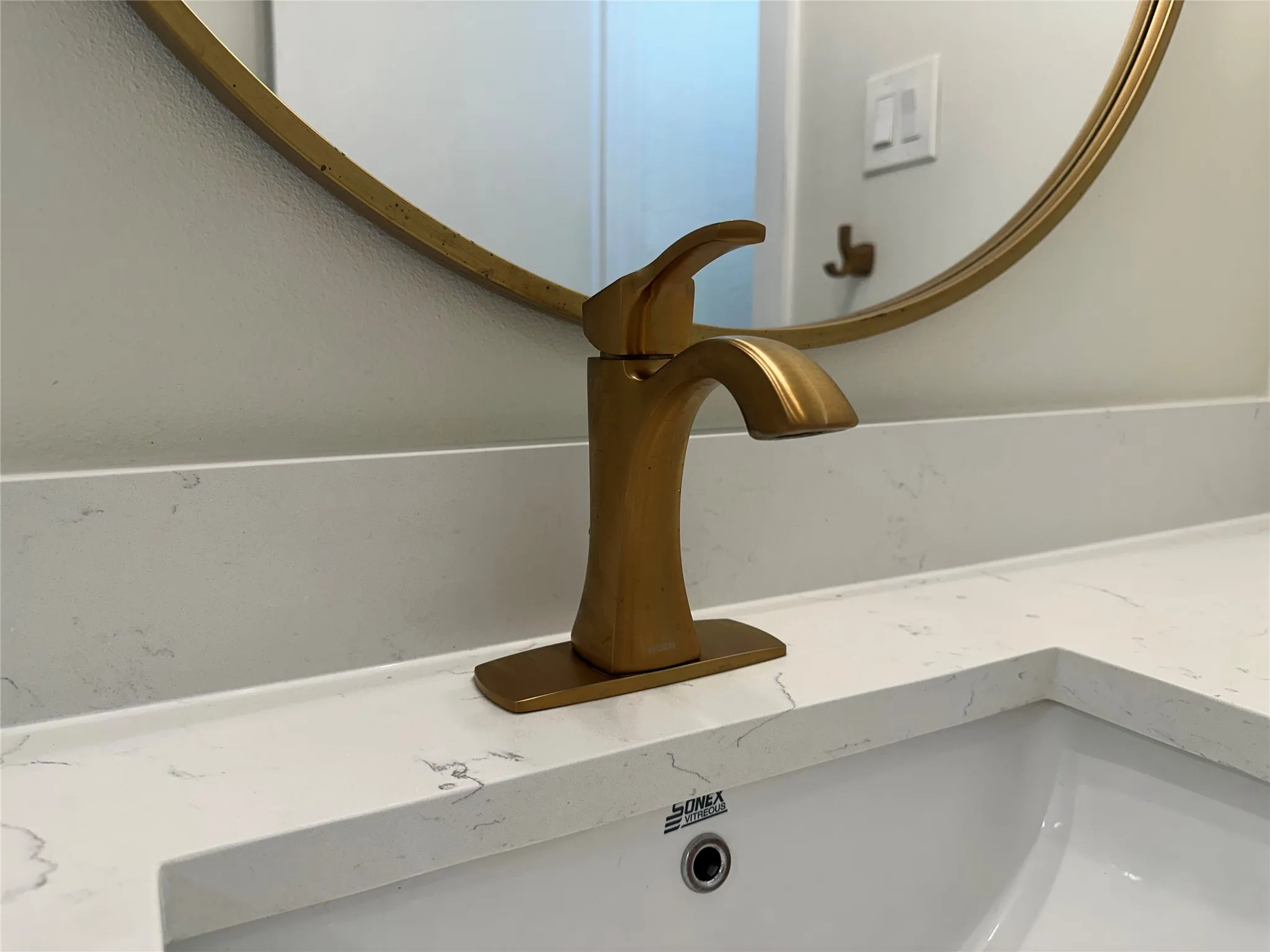 Condominium For Sale in Collin County , 4748 Old Bent Tree Lane 1707, Dallas, Texas 75287, 1 Bedroom, 1 Bathroom, Garage spaces, 651 Sqft, built in 1985, mls#21264393, Real Estate Agent in Dallas, Homes For Sale in Collin county, Homes For Sale in Dallas, Realtor in Dallas Texas, Real Estate Brokerage Independent Realty Texas, Luminita Cordes Realtor