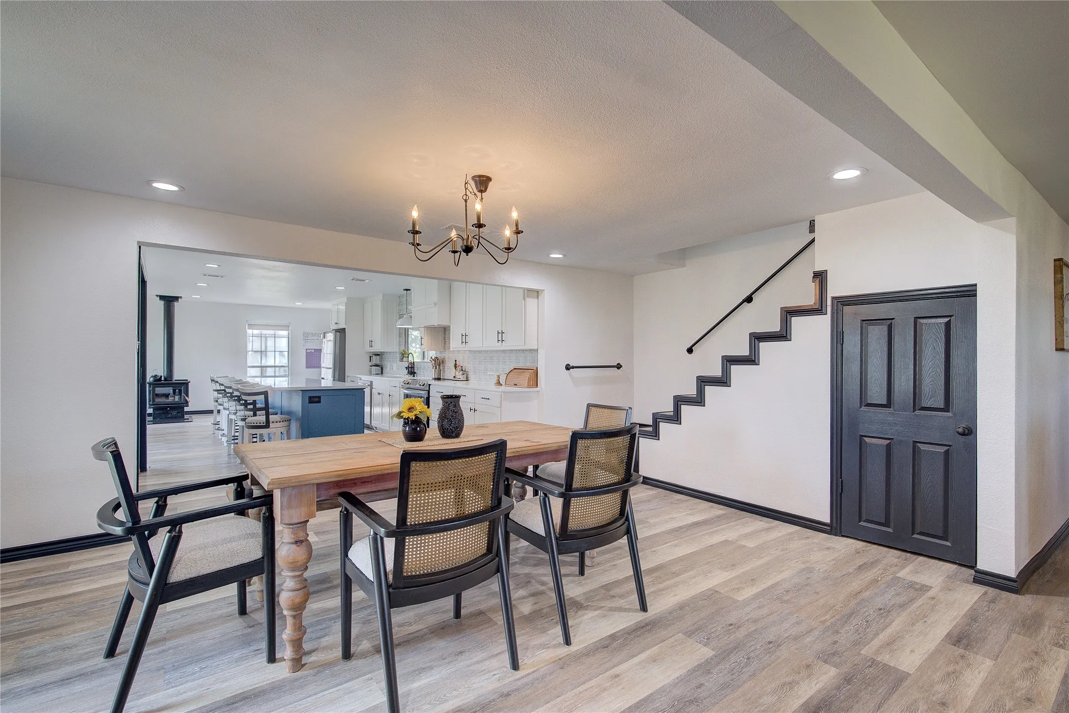 Single Family Residence For Sale in Hopkins County , 346 County Road 3501, Sulphur Springs, Texas 75482, 6 Bedrooms, 3 Bathrooms, Garage spaces, 2,340 Sqft, built in 1972, Price $550,000, mls#21265763, Real Estate Agent in Sulphur Springs, Homes For Sale in Hopkins county, Homes For Sale in Sulphur Springs, Realtor in Sulphur Springs Texas, Real Estate Brokerage Independent Realty Texas, Luminita Cordes Realtor