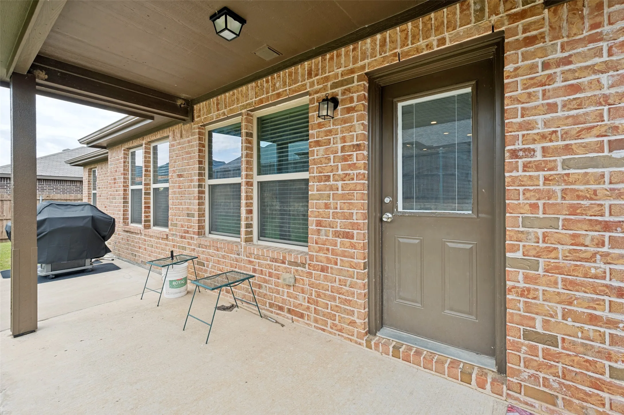 Single Family Residence For Sale in Denton County , 3905 Bridle Path Lane, Sanger, Texas 76266, 3 Bedroom, 2 Bathroom, 2 Garage spaces, 1,892 Sqft, built in 2017, mls#21265825, Real Estate Agent in Sanger, Homes For Sale in Denton county, Homes For Sale in Sanger, Realtor in Sanger Texas, Real Estate Brokerage Independent Realty Texas, Luminita Cordes Realtor