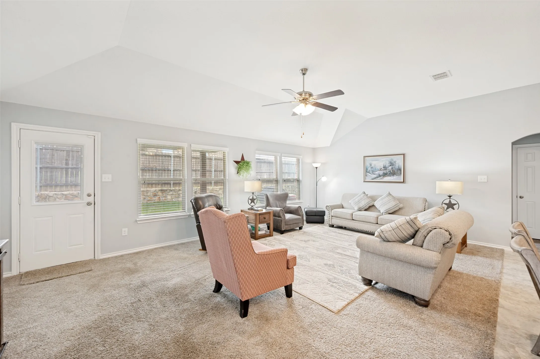 Single Family Residence For Sale in Denton County , 3905 Bridle Path Lane, Sanger, Texas 76266, 3 Bedroom, 2 Bathroom, 2 Garage spaces, 1,892 Sqft, built in 2017, mls#21265825, Real Estate Agent in Sanger, Homes For Sale in Denton county, Homes For Sale in Sanger, Realtor in Sanger Texas, Real Estate Brokerage Independent Realty Texas, Luminita Cordes Realtor