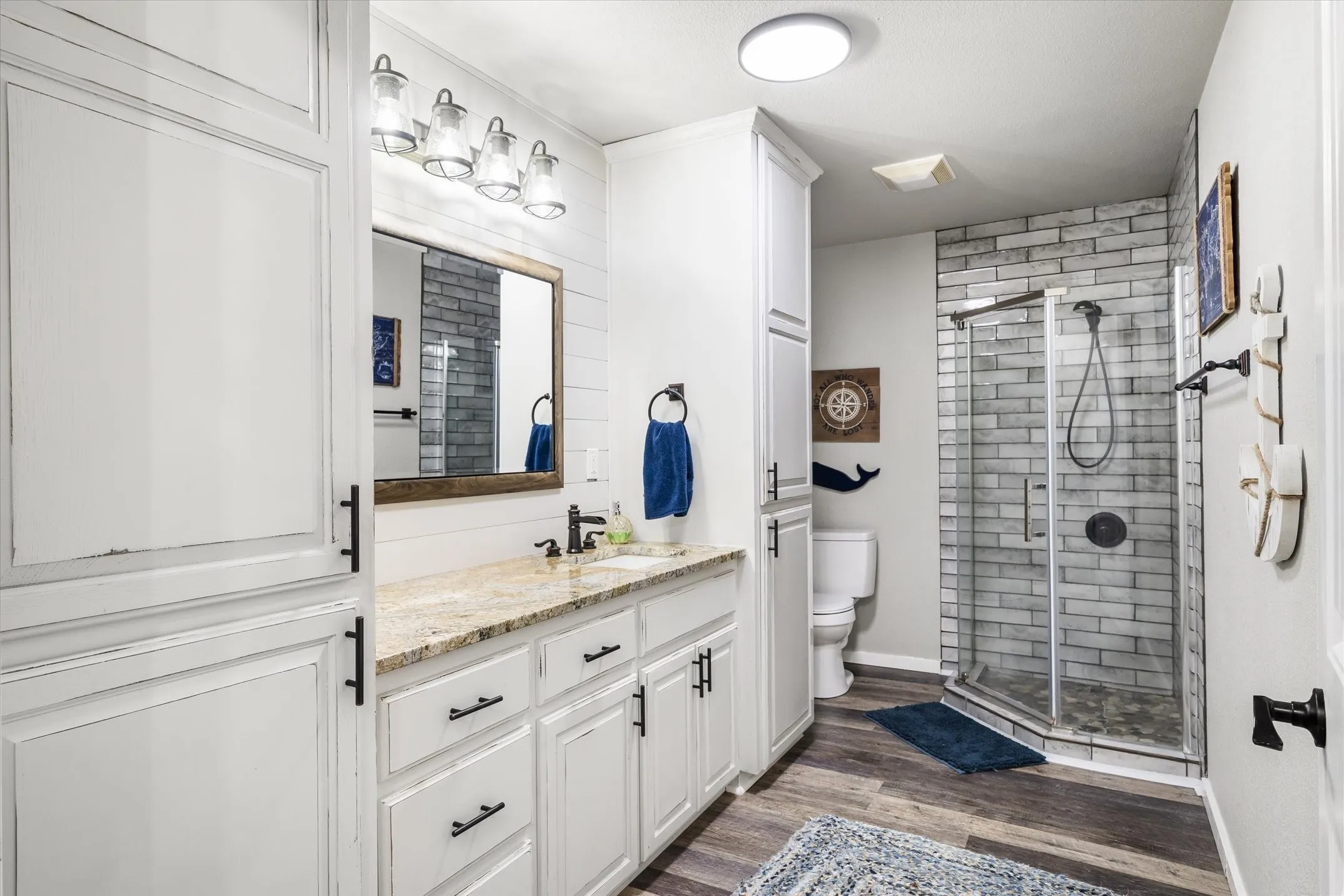 Single Family Residence For Sale in Van Zandt County , 1216 Vz County Road 1211, Canton, Texas 75103, 3 Bedroom, 2 Bathroom, 9 Garage spaces, 2,285 Sqft, built in 1965, mls#21252546, Real Estate Agent in Canton, Homes For Sale in Van Zandt county, Homes For Sale in Canton, Realtor in Canton Texas, Real Estate Brokerage Independent Realty Texas, Luminita Cordes Realtor