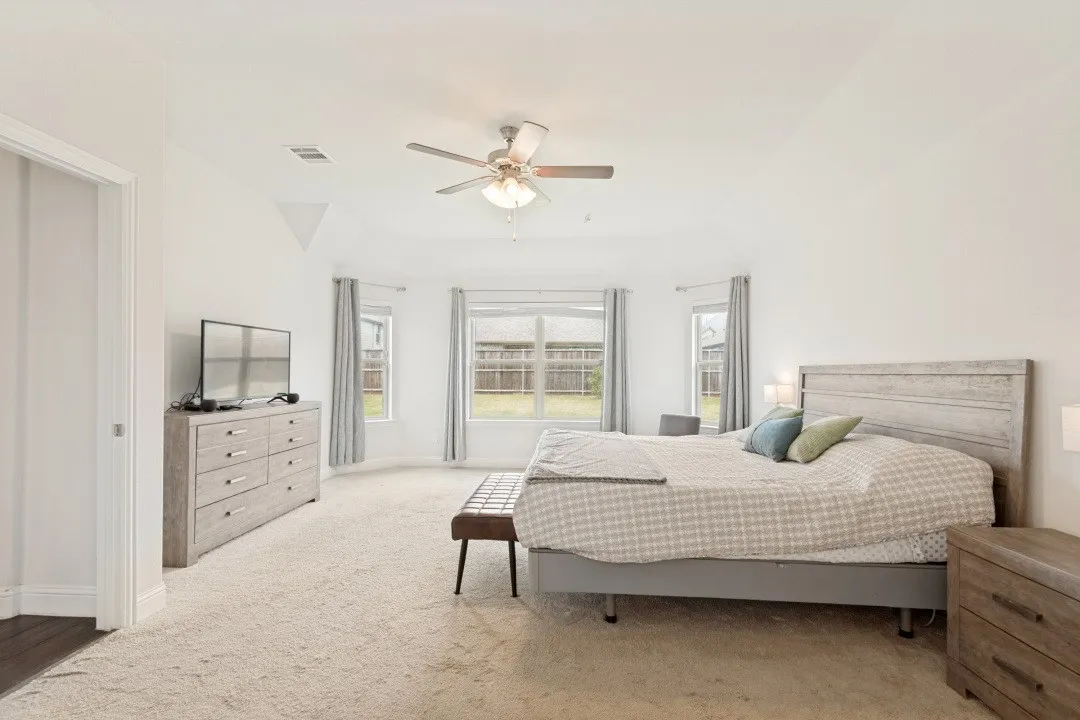 Single Family Residence For Sale in Rockwall County , 206 Highedge Drive, Fate, Texas 75087, 3 Bedroom, 2 Bathroom, 3 Garage spaces, 1,727 Sqft, built in 2021, Price $334,900, mls#21265488, Real Estate Agent in Fate, Homes For Sale in Rockwall county, Homes For Sale in Fate, Realtor in Fate Texas, Real Estate Brokerage Independent Realty Texas, Luminita Cordes Realtor