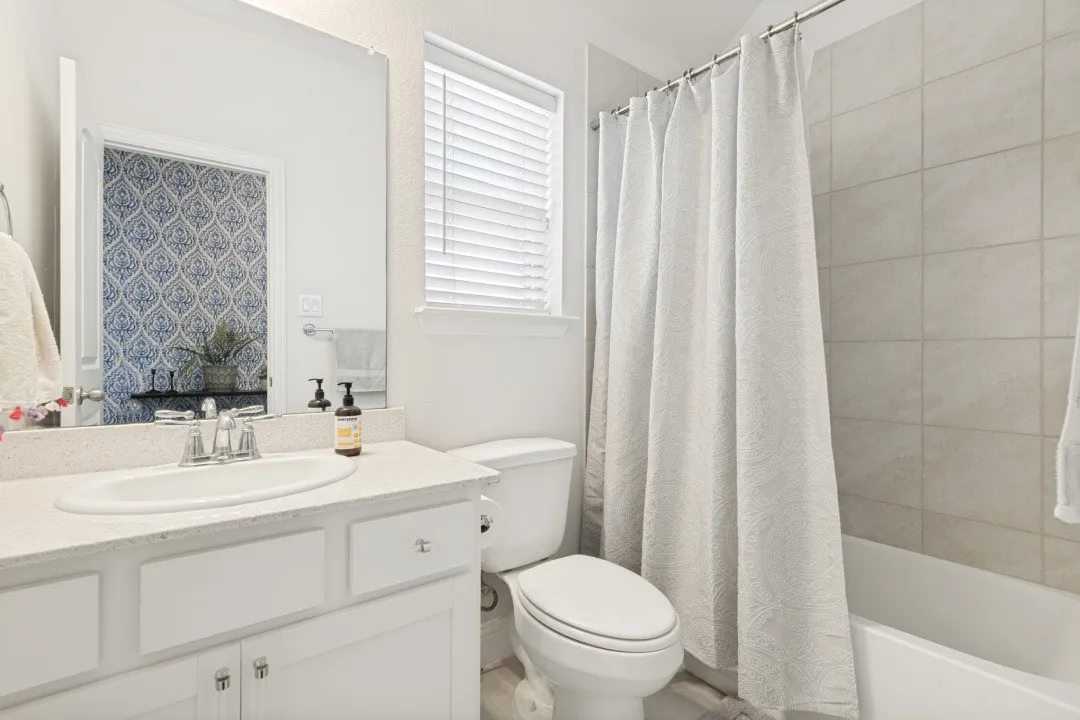 Single Family Residence For Sale in Rockwall County , 206 Highedge Drive, Fate, Texas 75087, 3 Bedroom, 2 Bathroom, 3 Garage spaces, 1,727 Sqft, built in 2021, Price $334,900, mls#21265488, Real Estate Agent in Fate, Homes For Sale in Rockwall county, Homes For Sale in Fate, Realtor in Fate Texas, Real Estate Brokerage Independent Realty Texas, Luminita Cordes Realtor