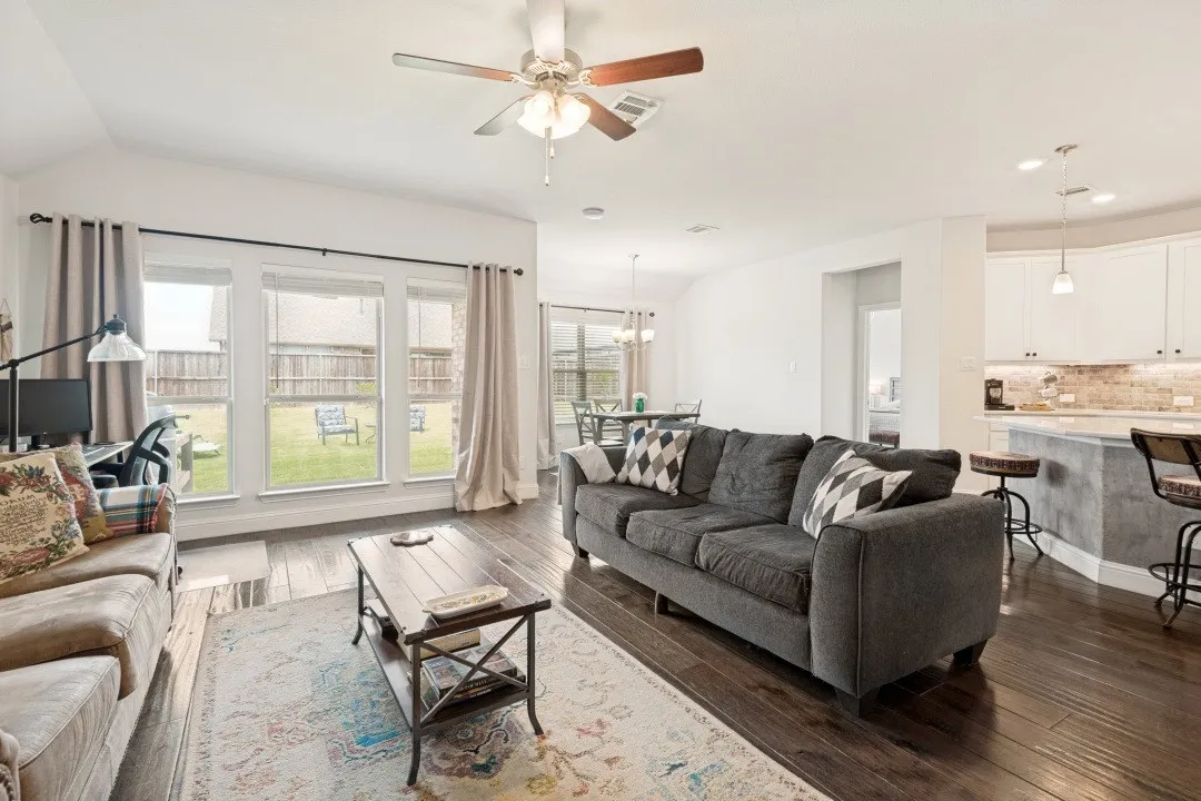 Single Family Residence For Sale in Rockwall County , 206 Highedge Drive, Fate, Texas 75087, 3 Bedroom, 2 Bathroom, 3 Garage spaces, 1,727 Sqft, built in 2021, Price $334,900, mls#21265488, Real Estate Agent in Fate, Homes For Sale in Rockwall county, Homes For Sale in Fate, Realtor in Fate Texas, Real Estate Brokerage Independent Realty Texas, Luminita Cordes Realtor