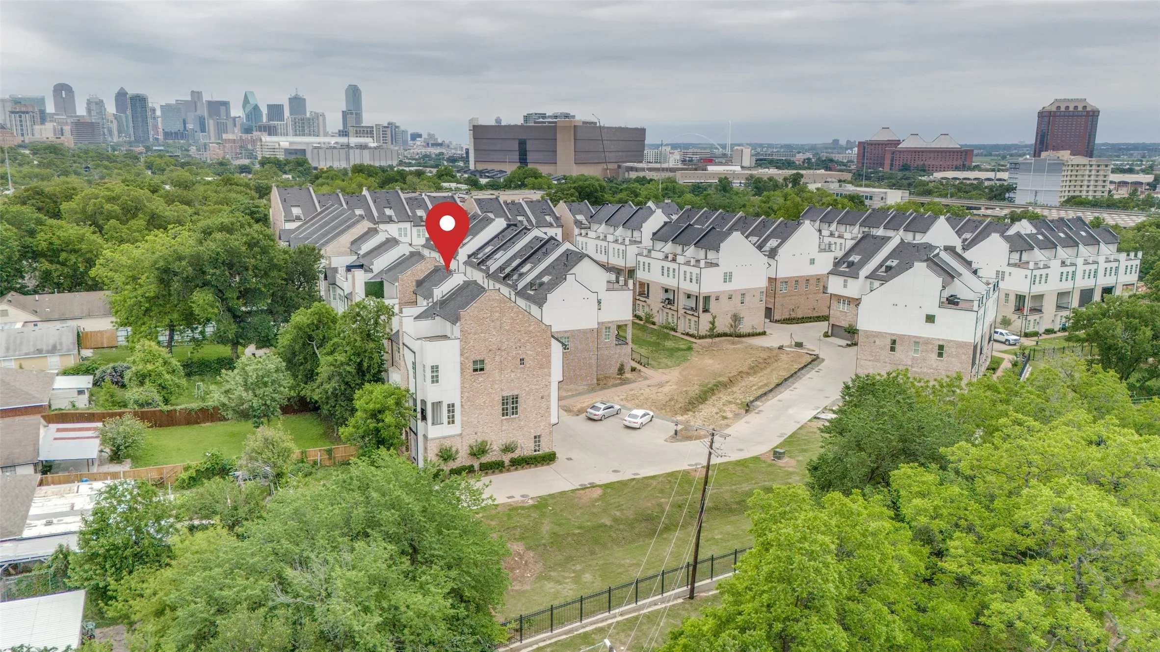 Townhouse For Rent in Dallas County , 4666 New Water Lane, Dallas, Texas 75219, 3 Bedroom, 4 Bathroom, 2 Garage spaces, 1,989 Sqft, built in 2021, mls#21265840, Real Estate Agent in Dallas, Homes For Rent in Dallas county, Homes For Rent in Dallas, Realtor in Dallas Texas, Real Estate Brokerage Independent Realty Texas, Luminita Cordes Realtor