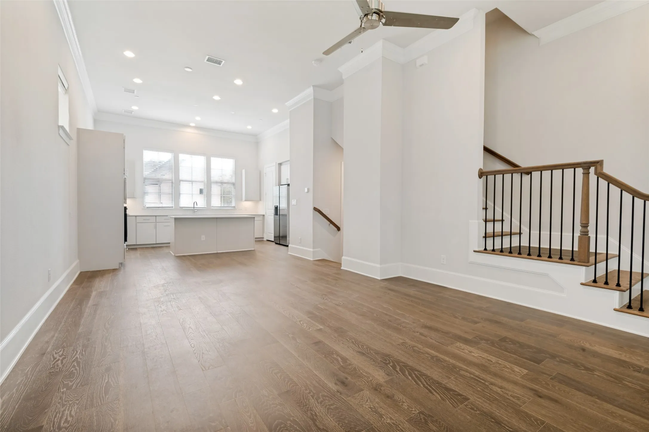 Townhouse For Rent in Dallas County , 4666 New Water Lane, Dallas, Texas 75219, 3 Bedroom, 4 Bathroom, 2 Garage spaces, 1,989 Sqft, built in 2021, mls#21265840, Real Estate Agent in Dallas, Homes For Rent in Dallas county, Homes For Rent in Dallas, Realtor in Dallas Texas, Real Estate Brokerage Independent Realty Texas, Luminita Cordes Realtor