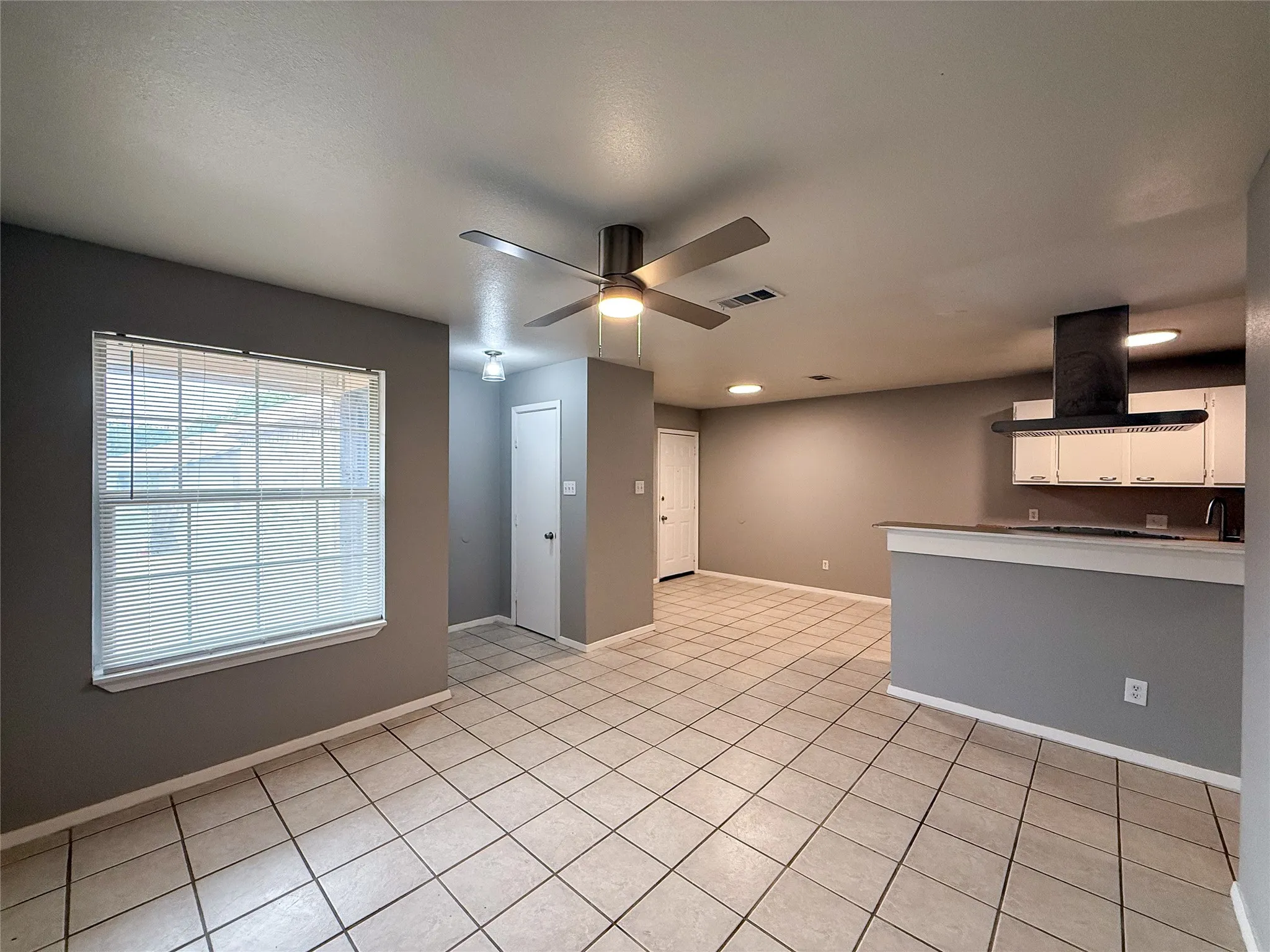 Duplex For Sale in Tarrant County , 1904 San Rafael Street, Fort Worth, Texas 76134, 6 Bedroom, 4 Bathroom, 2 Garage spaces, 0 Sqft, built in 2004, mls#21264776, Real Estate Agent in Fort Worth, Homes For Sale in Tarrant county, Homes For Sale in Fort Worth, Realtor in Fort Worth Texas, Real Estate Brokerage Independent Realty Texas, Luminita Cordes Realtor
