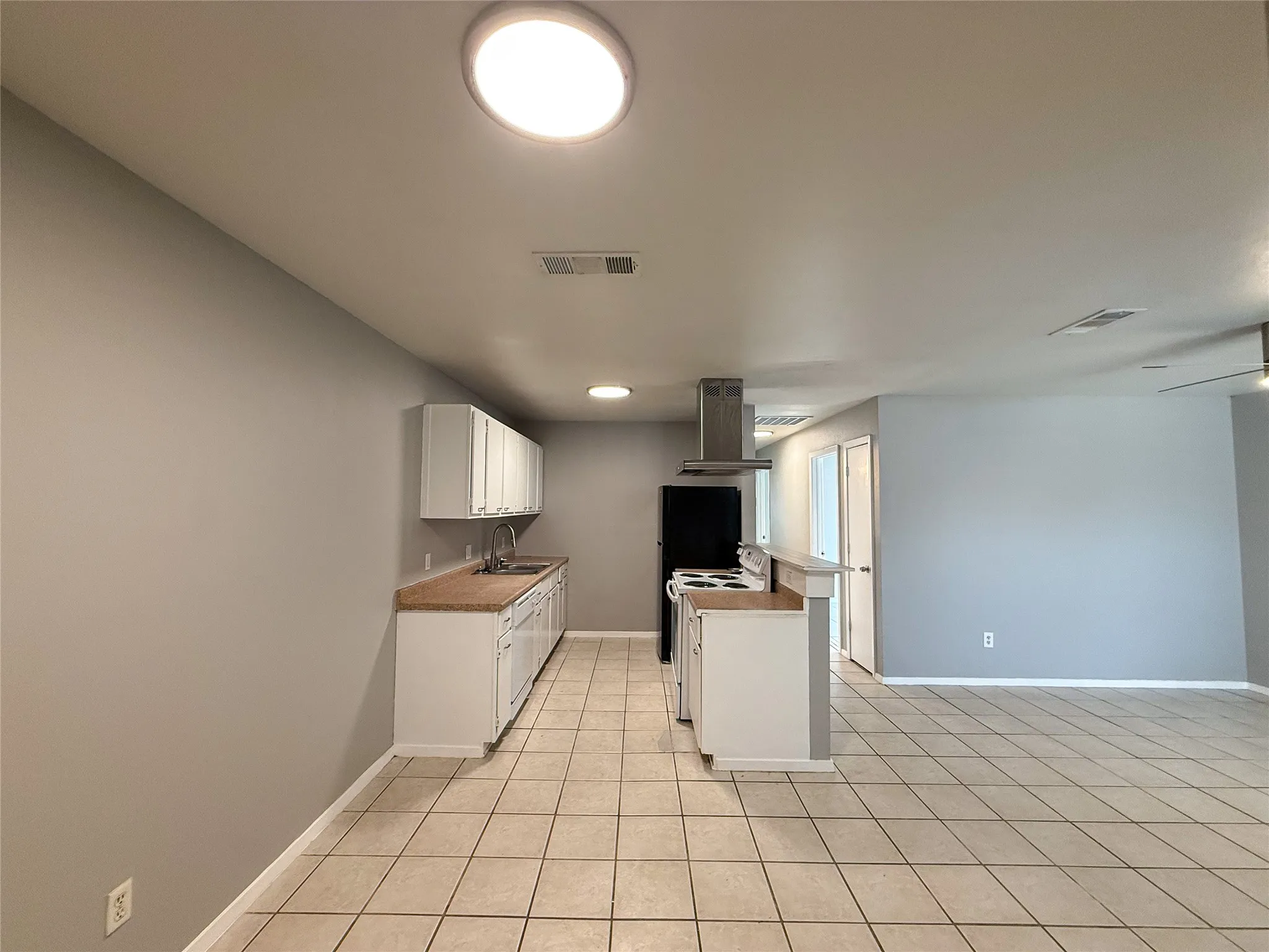 Duplex For Sale in Tarrant County , 1904 San Rafael Street, Fort Worth, Texas 76134, 6 Bedroom, 4 Bathroom, 2 Garage spaces, 0 Sqft, built in 2004, mls#21264776, Real Estate Agent in Fort Worth, Homes For Sale in Tarrant county, Homes For Sale in Fort Worth, Realtor in Fort Worth Texas, Real Estate Brokerage Independent Realty Texas, Luminita Cordes Realtor