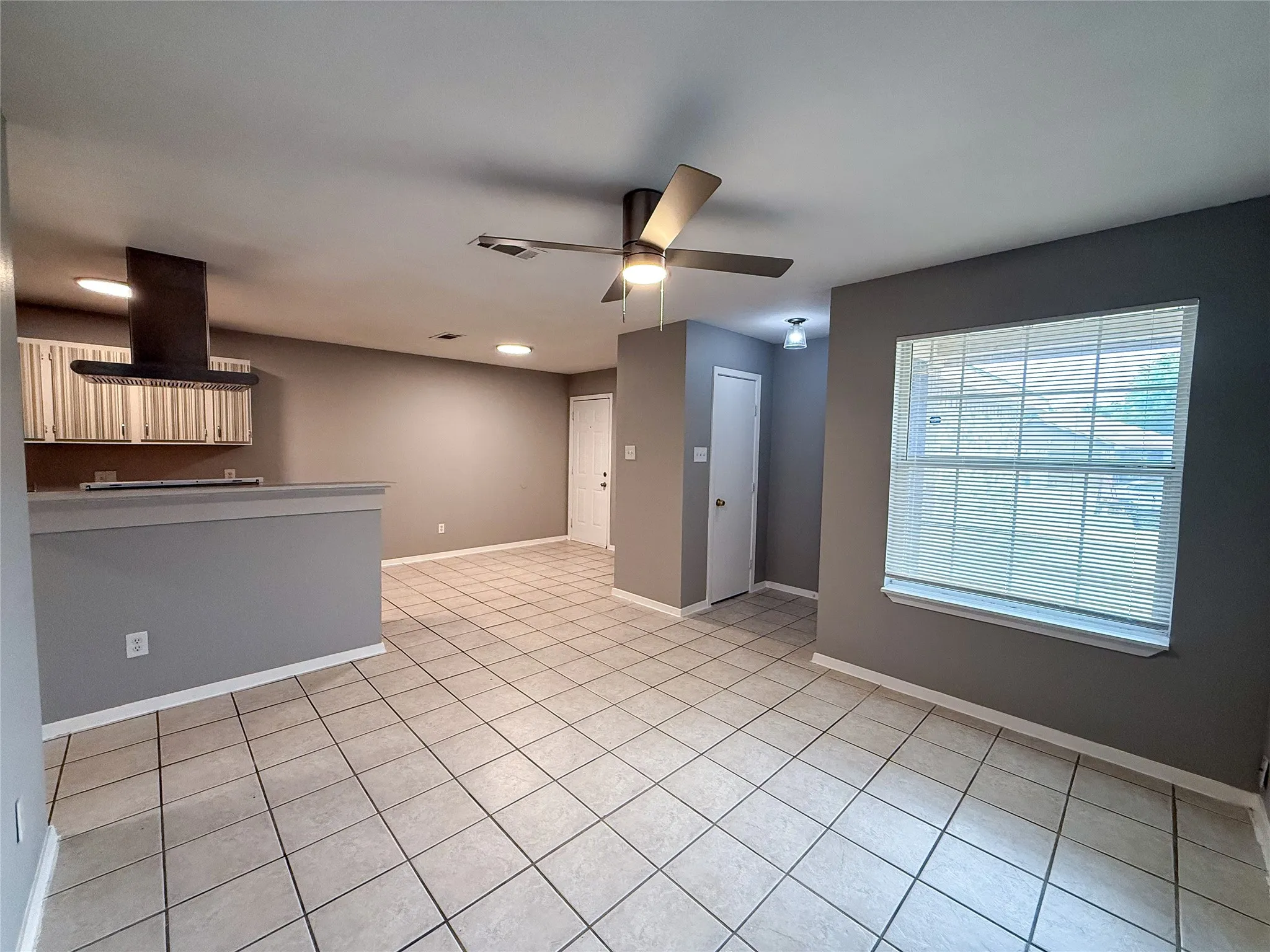 Duplex For Sale in Tarrant County , 1904 San Rafael Street, Fort Worth, Texas 76134, 6 Bedroom, 4 Bathroom, 2 Garage spaces, 0 Sqft, built in 2004, mls#21264776, Real Estate Agent in Fort Worth, Homes For Sale in Tarrant county, Homes For Sale in Fort Worth, Realtor in Fort Worth Texas, Real Estate Brokerage Independent Realty Texas, Luminita Cordes Realtor