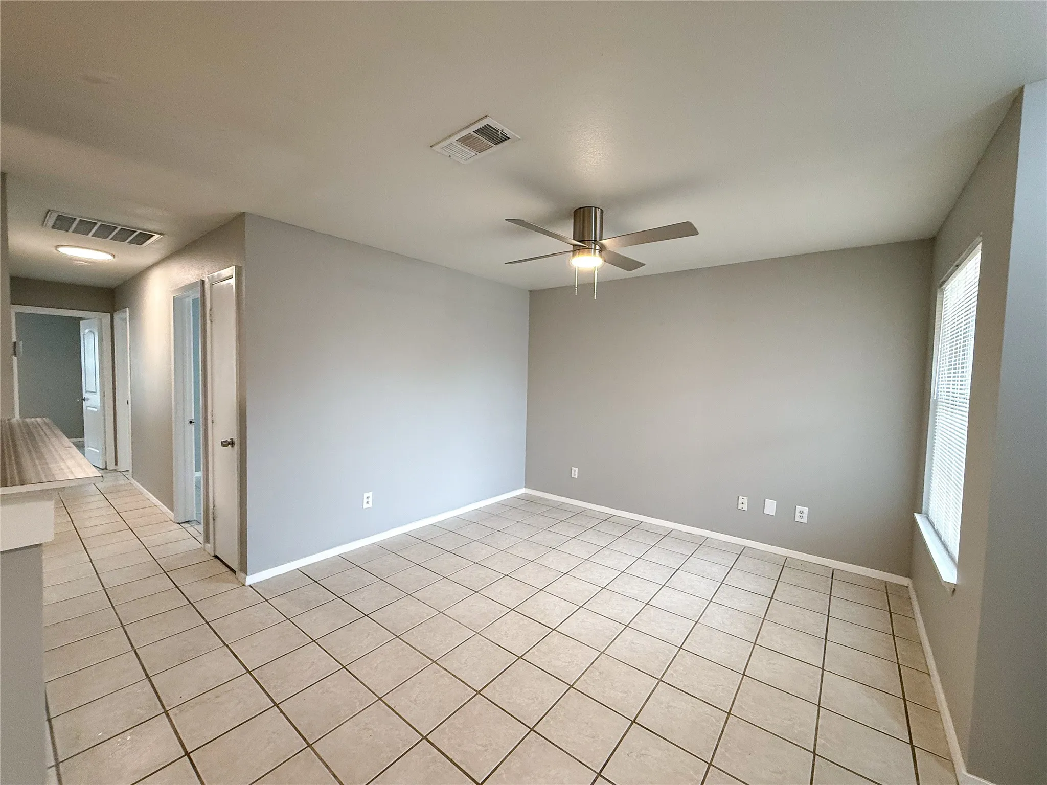 Duplex For Sale in Tarrant County , 1904 San Rafael Street, Fort Worth, Texas 76134, 6 Bedroom, 4 Bathroom, 2 Garage spaces, 0 Sqft, built in 2004, mls#21264776, Real Estate Agent in Fort Worth, Homes For Sale in Tarrant county, Homes For Sale in Fort Worth, Realtor in Fort Worth Texas, Real Estate Brokerage Independent Realty Texas, Luminita Cordes Realtor