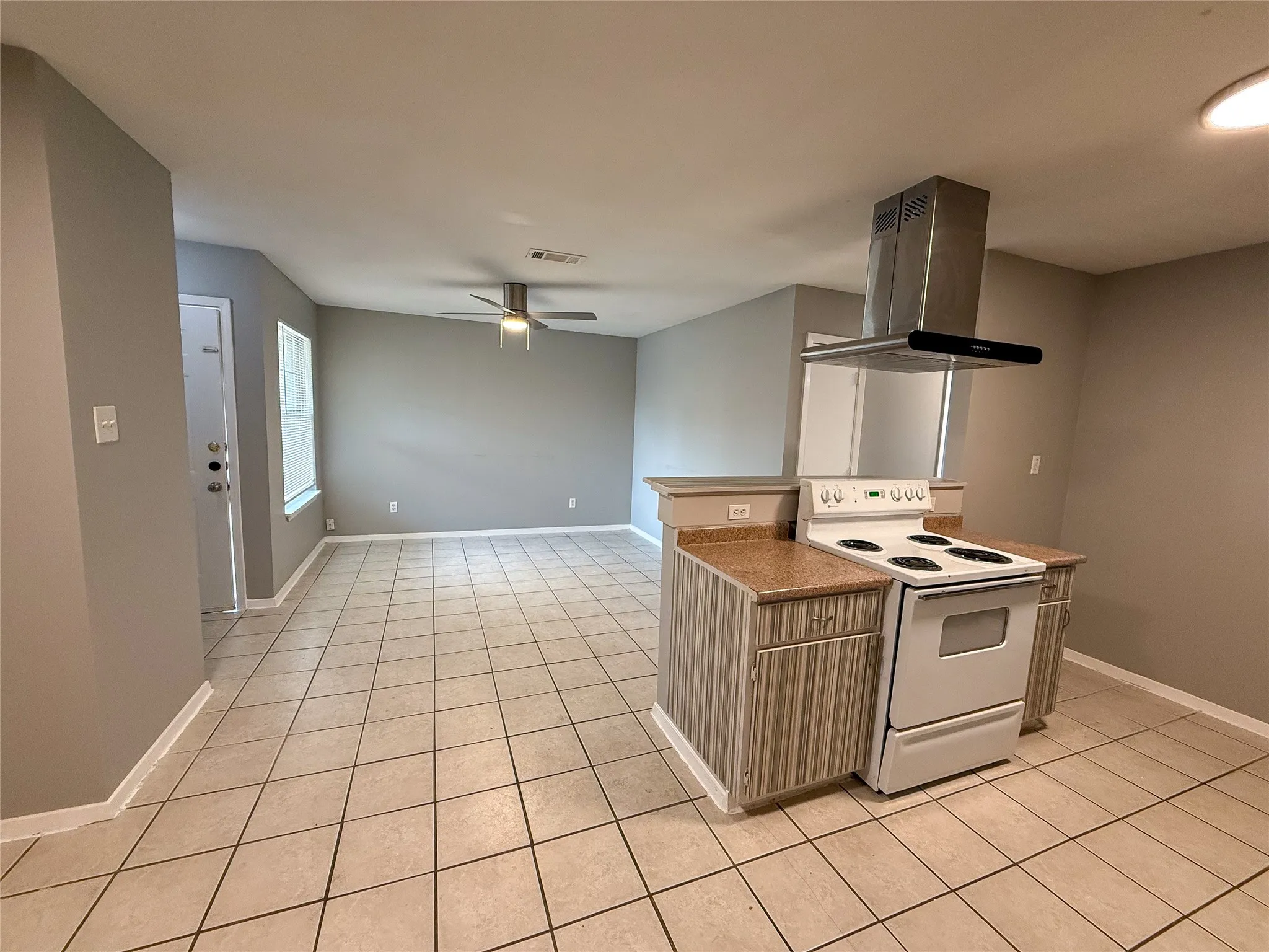 Duplex For Sale in Tarrant County , 1904 San Rafael Street, Fort Worth, Texas 76134, 6 Bedroom, 4 Bathroom, 2 Garage spaces, 0 Sqft, built in 2004, mls#21264776, Real Estate Agent in Fort Worth, Homes For Sale in Tarrant county, Homes For Sale in Fort Worth, Realtor in Fort Worth Texas, Real Estate Brokerage Independent Realty Texas, Luminita Cordes Realtor