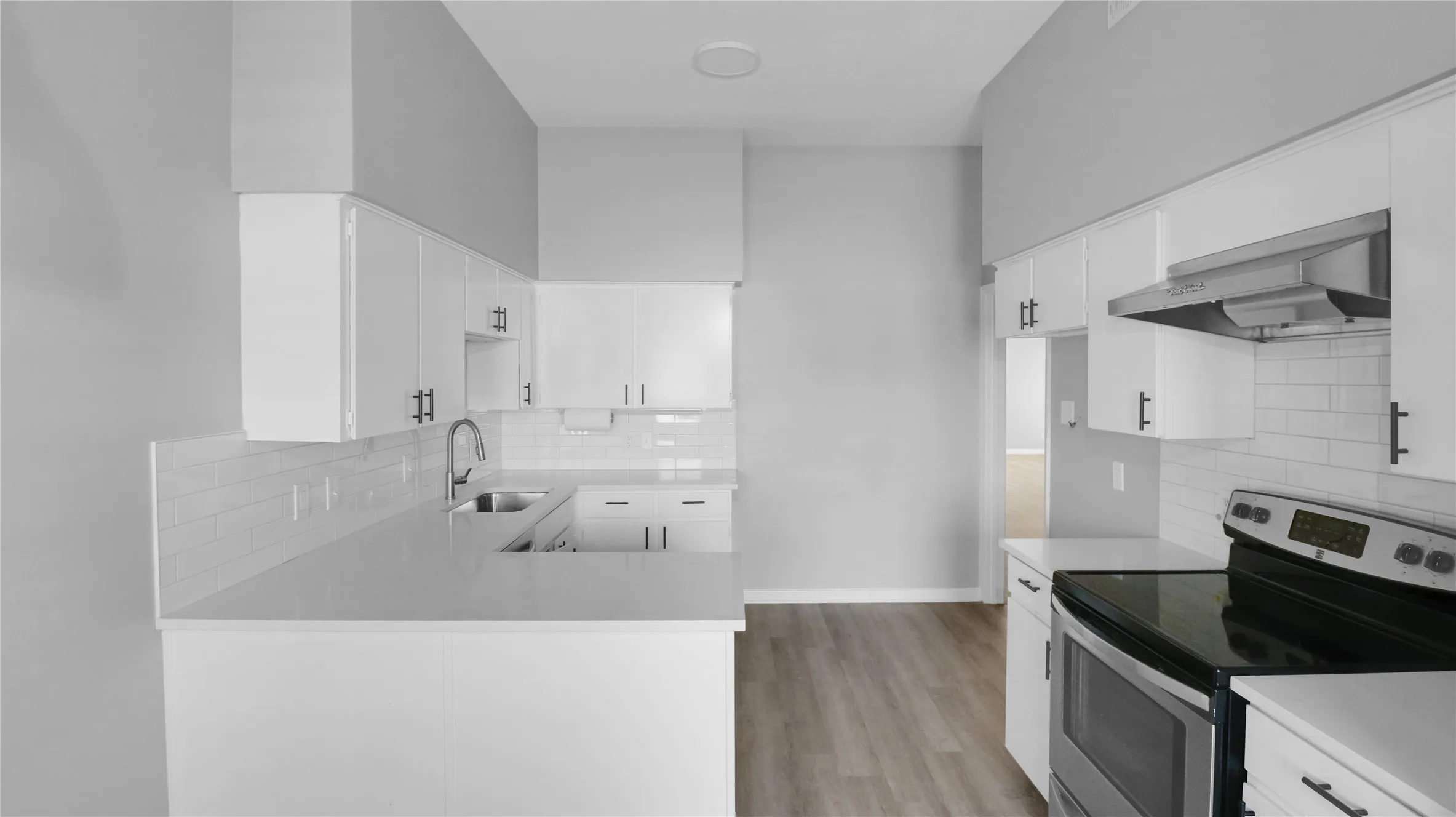 Condominium For Sale in Dallas County , 10437 High Hollows Drive 219, Dallas, Texas 75230, 2 Bedroom, 3 Bathroom, Garage spaces, 1,626 Sqft, built in 1969, mls#21265892, Real Estate Agent in Dallas, Homes For Sale in Dallas county, Homes For Sale in Dallas, Realtor in Dallas Texas, Real Estate Brokerage Independent Realty Texas, Luminita Cordes Realtor
