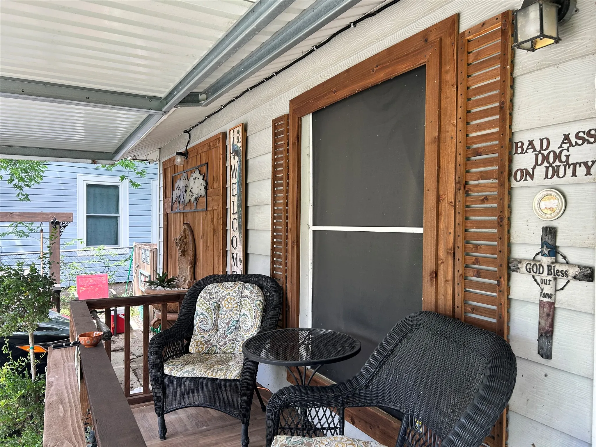 Single Family Residence For Sale in Dallas County , 501 E Holley Street, Mesquite, Texas 75149, 2 Bedroom, 1 Bathroom, Garage spaces, 1,007 Sqft, built in 1952, mls#21263048, Real Estate Agent in Mesquite, Homes For Sale in Dallas county, Homes For Sale in Mesquite, Realtor in Mesquite Texas, Real Estate Brokerage Independent Realty Texas, Luminita Cordes Realtor