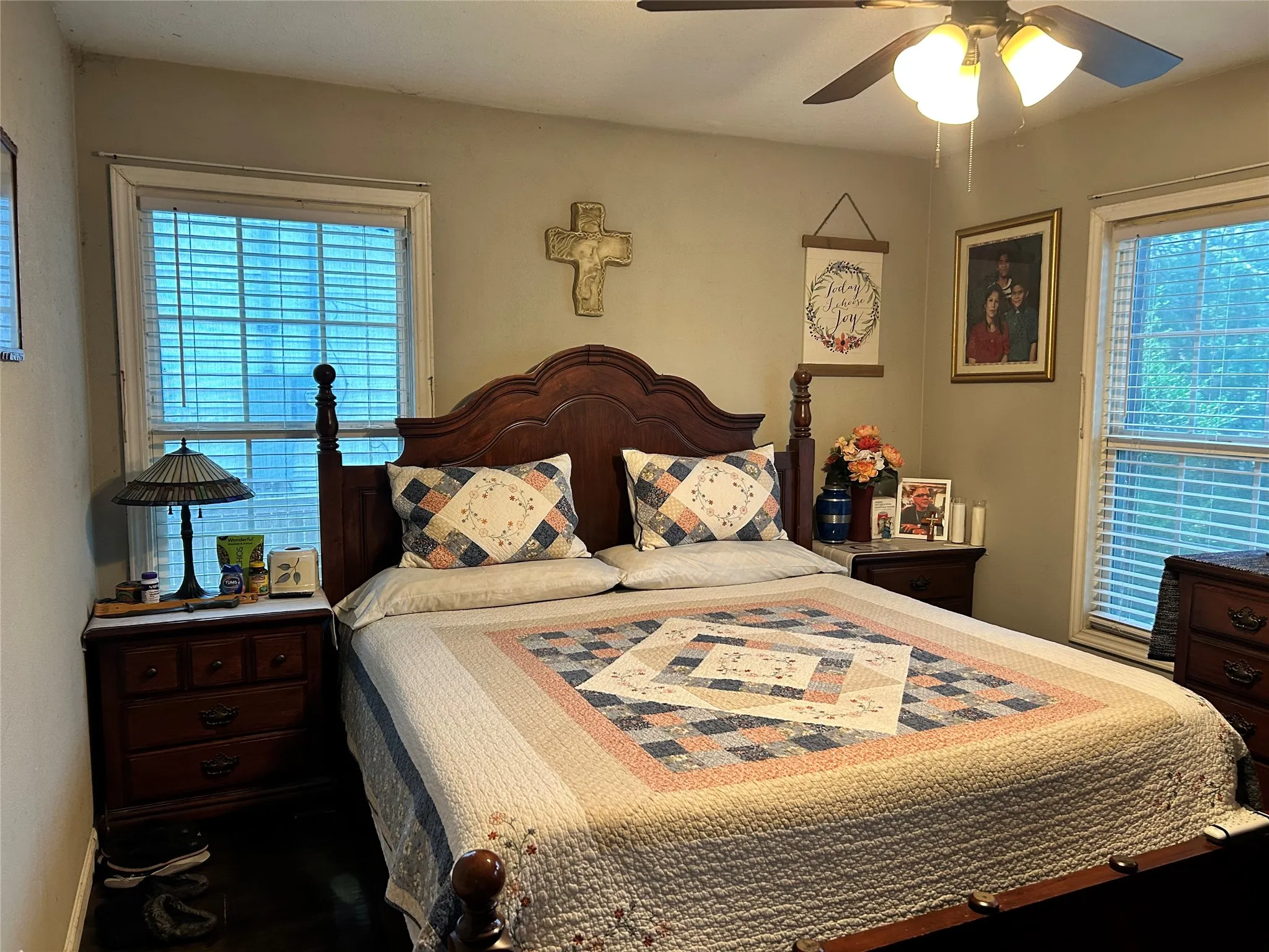 Single Family Residence For Sale in Dallas County , 501 E Holley Street, Mesquite, Texas 75149, 2 Bedroom, 1 Bathroom, Garage spaces, 1,007 Sqft, built in 1952, mls#21263048, Real Estate Agent in Mesquite, Homes For Sale in Dallas county, Homes For Sale in Mesquite, Realtor in Mesquite Texas, Real Estate Brokerage Independent Realty Texas, Luminita Cordes Realtor