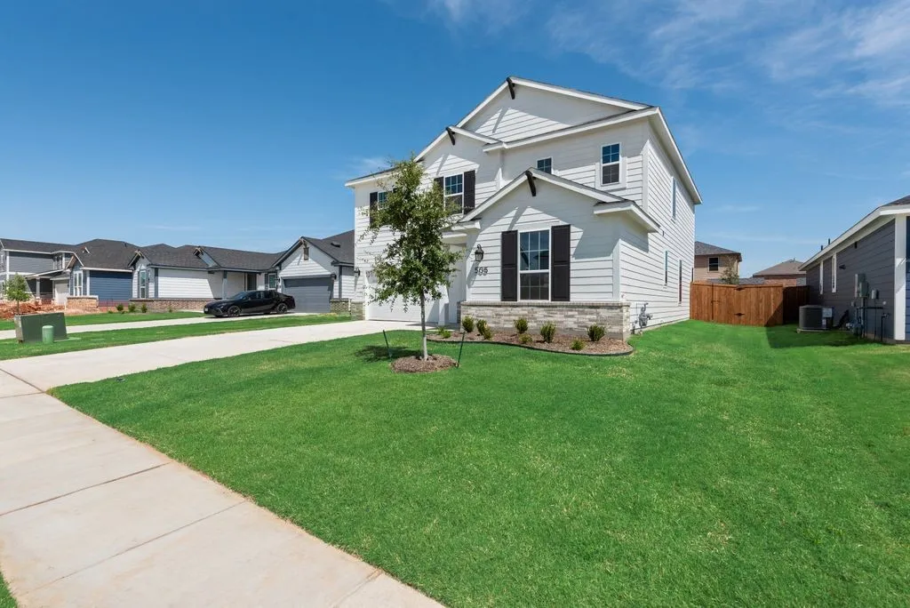 Single Family Residence For Sale in Tarrant County , 505 Marcus Lane, Crowley, Texas 76036, 4 Bedroom, 3 Bathroom, 2 Garage spaces, 2,750 Sqft, built in 2025, mls#21265927, Real Estate Agent in Crowley, Homes For Sale in Tarrant county, Homes For Sale in Crowley, Realtor in Crowley Texas, Real Estate Brokerage Independent Realty Texas, Luminita Cordes Realtor