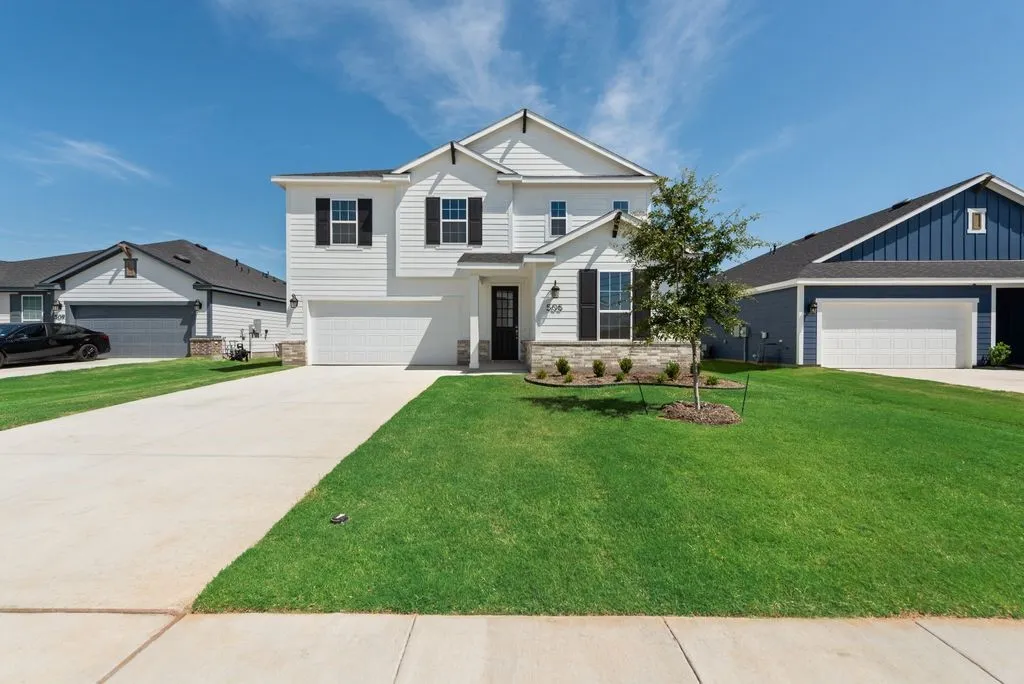 Single Family Residence For Sale in Tarrant County , 505 Marcus Lane, Crowley, Texas 76036, 4 Bedroom, 3 Bathroom, 2 Garage spaces, 2,750 Sqft, built in 2025, mls#21265927, Real Estate Agent in Crowley, Homes For Sale in Tarrant county, Homes For Sale in Crowley, Realtor in Crowley Texas, Real Estate Brokerage Independent Realty Texas, Luminita Cordes Realtor