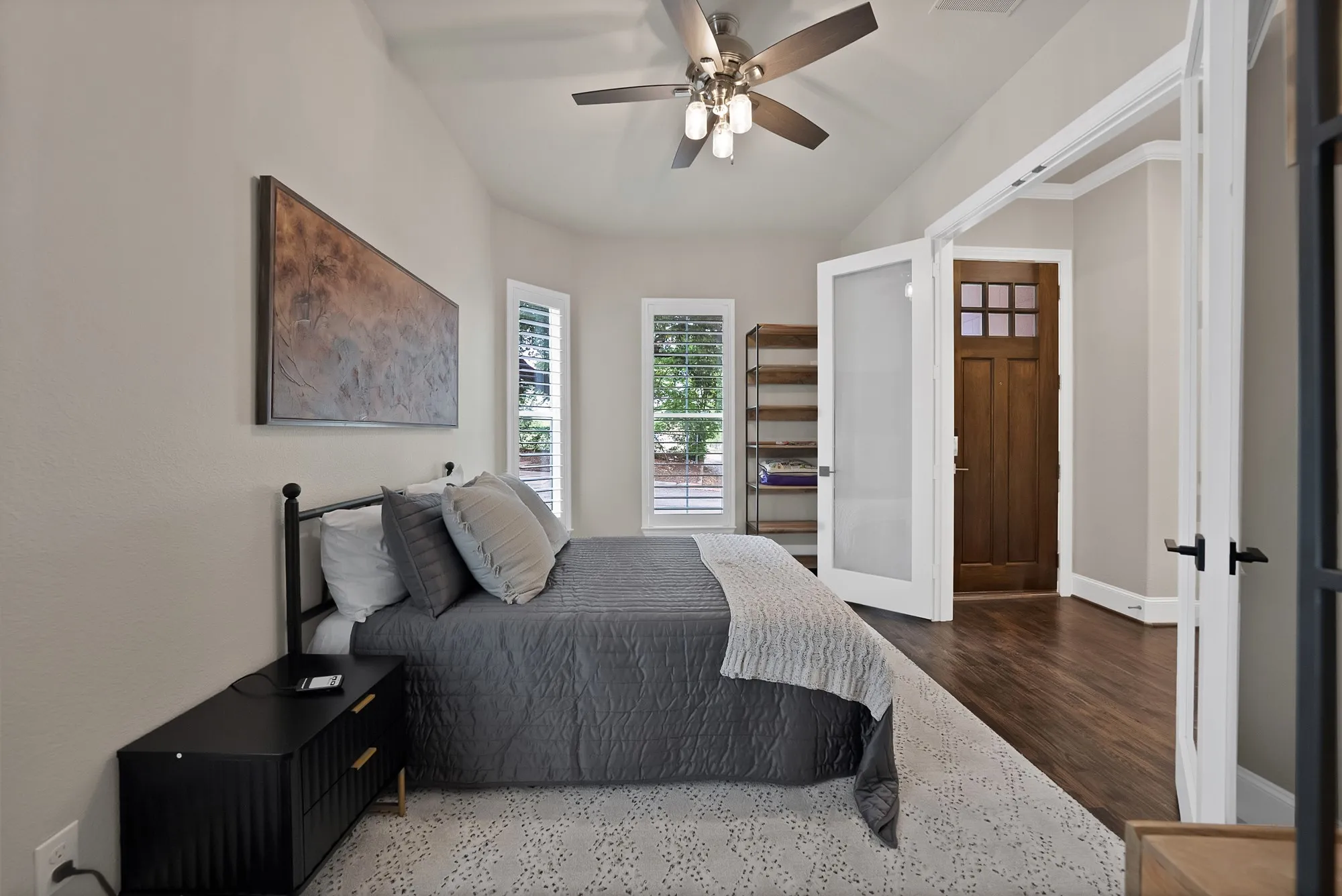 Townhouse For Sale in Tarrant County , 406 Mills Street, Fort Worth, Texas 76102, 3 Bedrooms, 4 Bathrooms, 2 Garage spaces, 2,308 Sqft, built in 2016, Price $790,000, mls#21265956, Real Estate Agent in Fort Worth, Homes For Sale in Tarrant county, Homes For Sale in Fort Worth, Realtor in Fort Worth Texas, Real Estate Brokerage Independent Realty Texas, Luminita Cordes Realtor