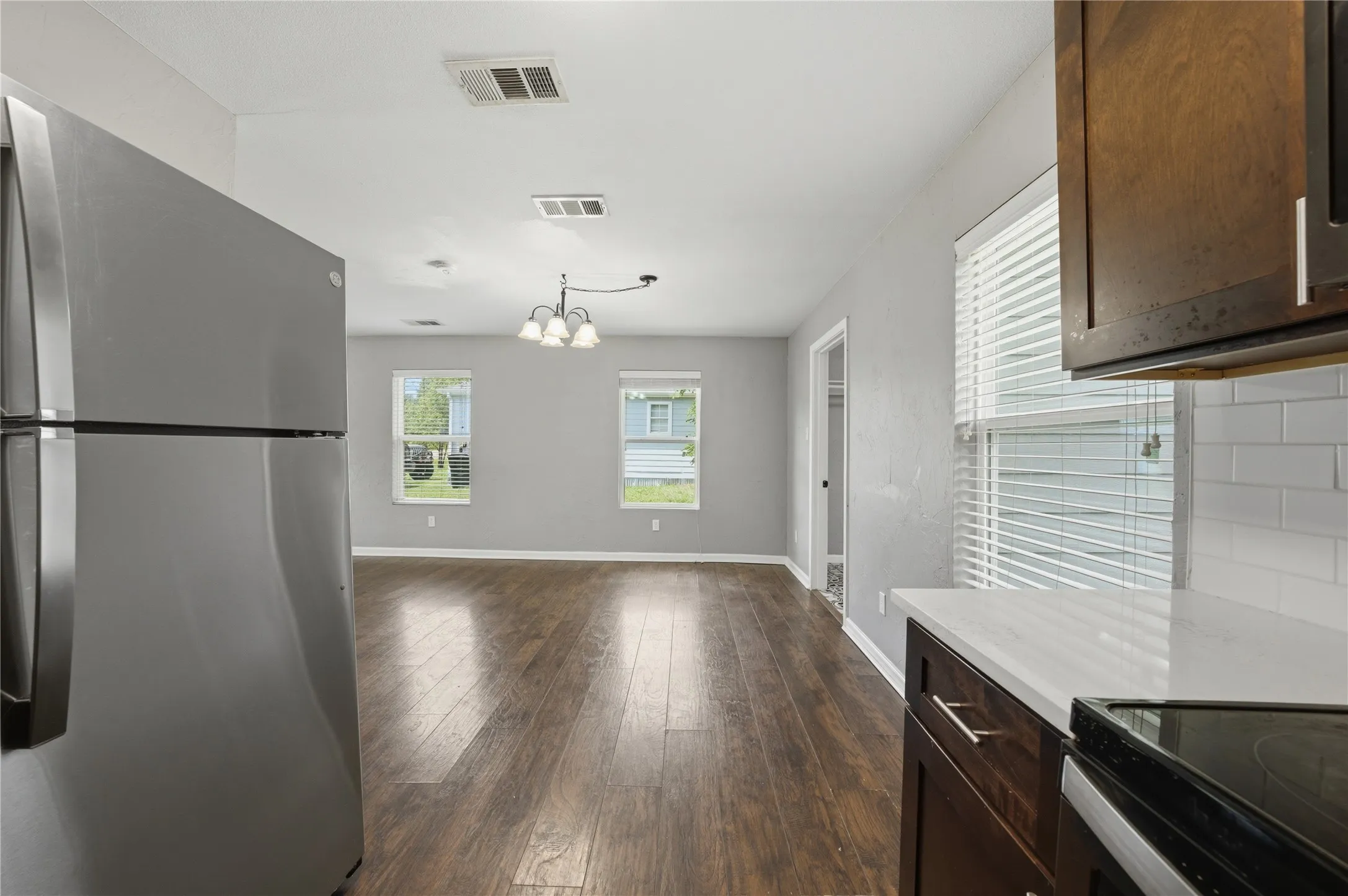Single Family Residence For Sale in Kaufman County , 505 S 5th Street, Crandall, Texas 75114, 3 Bedrooms, 2 Bathrooms, Garage spaces, 1,360 Sqft, built in 1975, Price $214,000, mls#21263328, Real Estate Agent in Crandall, Homes For Sale in Kaufman county, Homes For Sale in Crandall, Realtor in Crandall Texas, Real Estate Brokerage Independent Realty Texas, Luminita Cordes Realtor