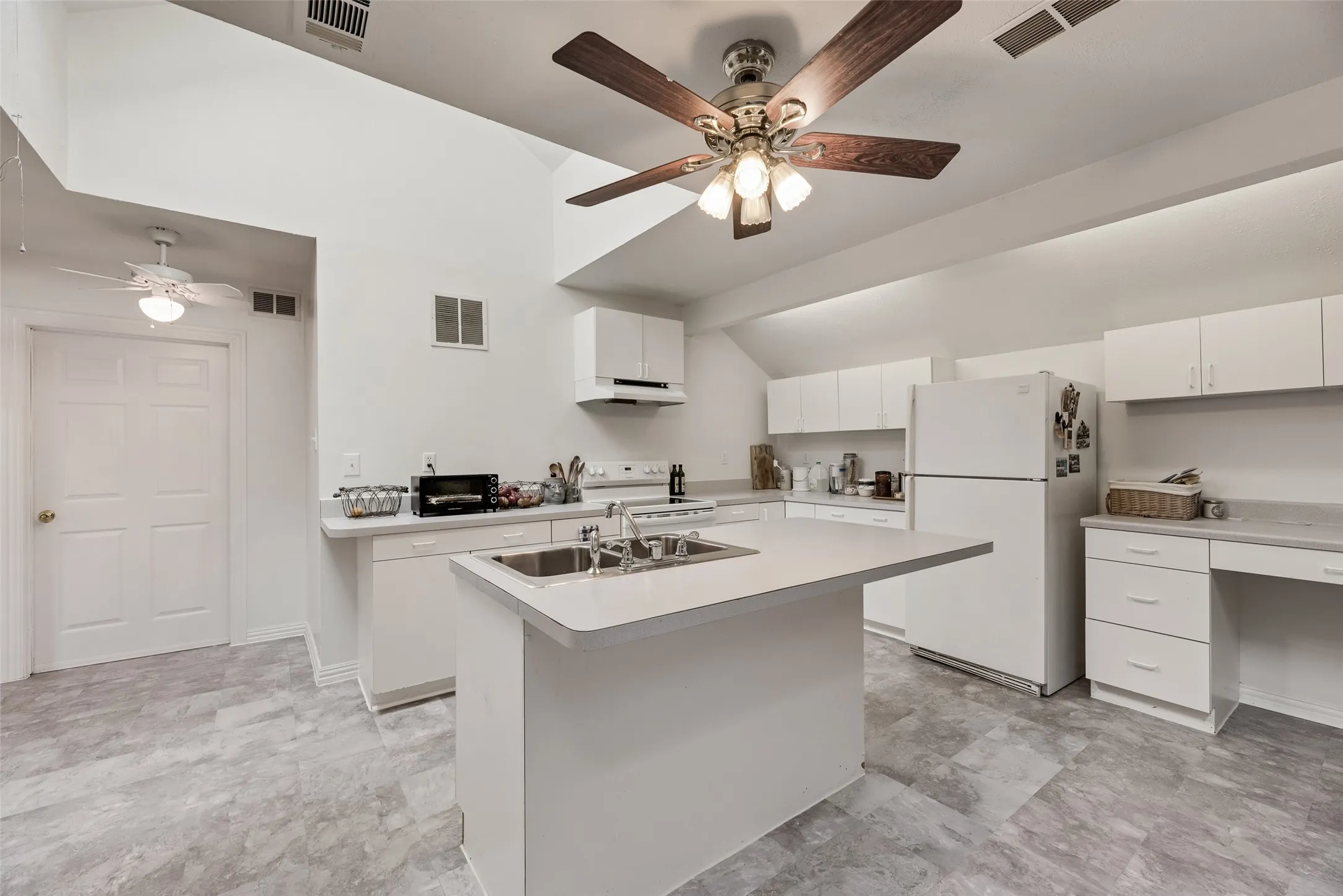 Apartment Kitchen