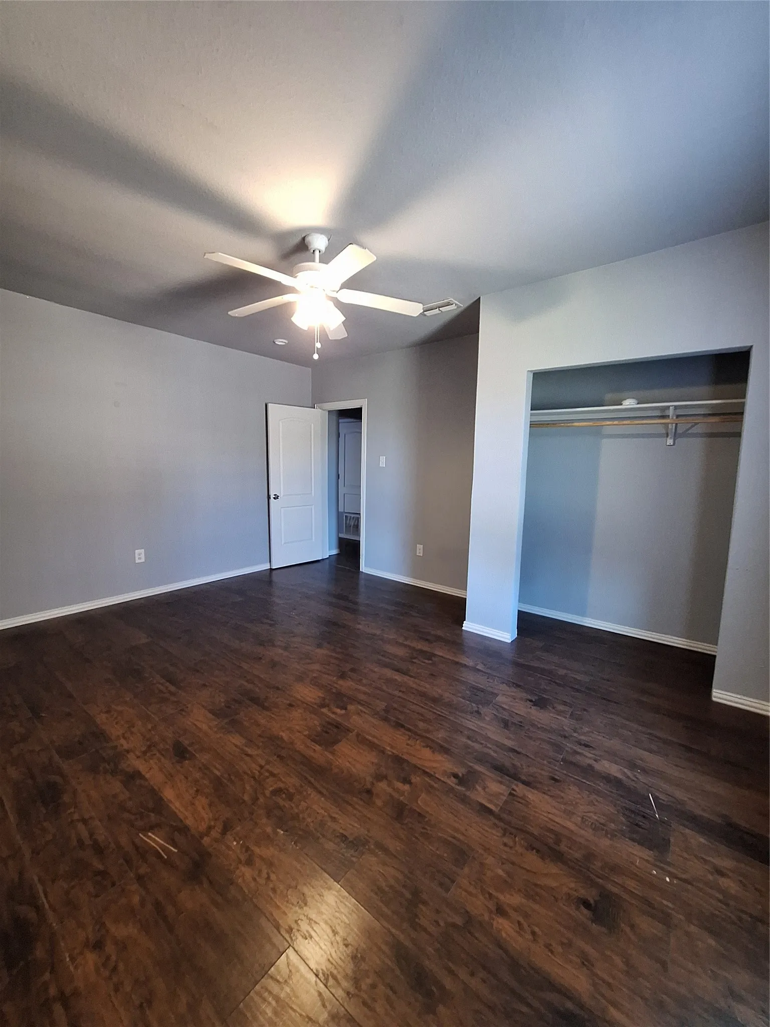 Single Family Residence For Sale in Hunt County , 3913 Lee Street, Greenville, Texas 75401, 3 Bedrooms, 2 Bathrooms, Garage spaces, 1,494 Sqft, built in 1955, Price $185,000, mls#21256880, Real Estate Agent in Greenville, Homes For Sale in Hunt county, Homes For Sale in Greenville, Realtor in Greenville Texas, Real Estate Brokerage Independent Realty Texas, Luminita Cordes Realtor