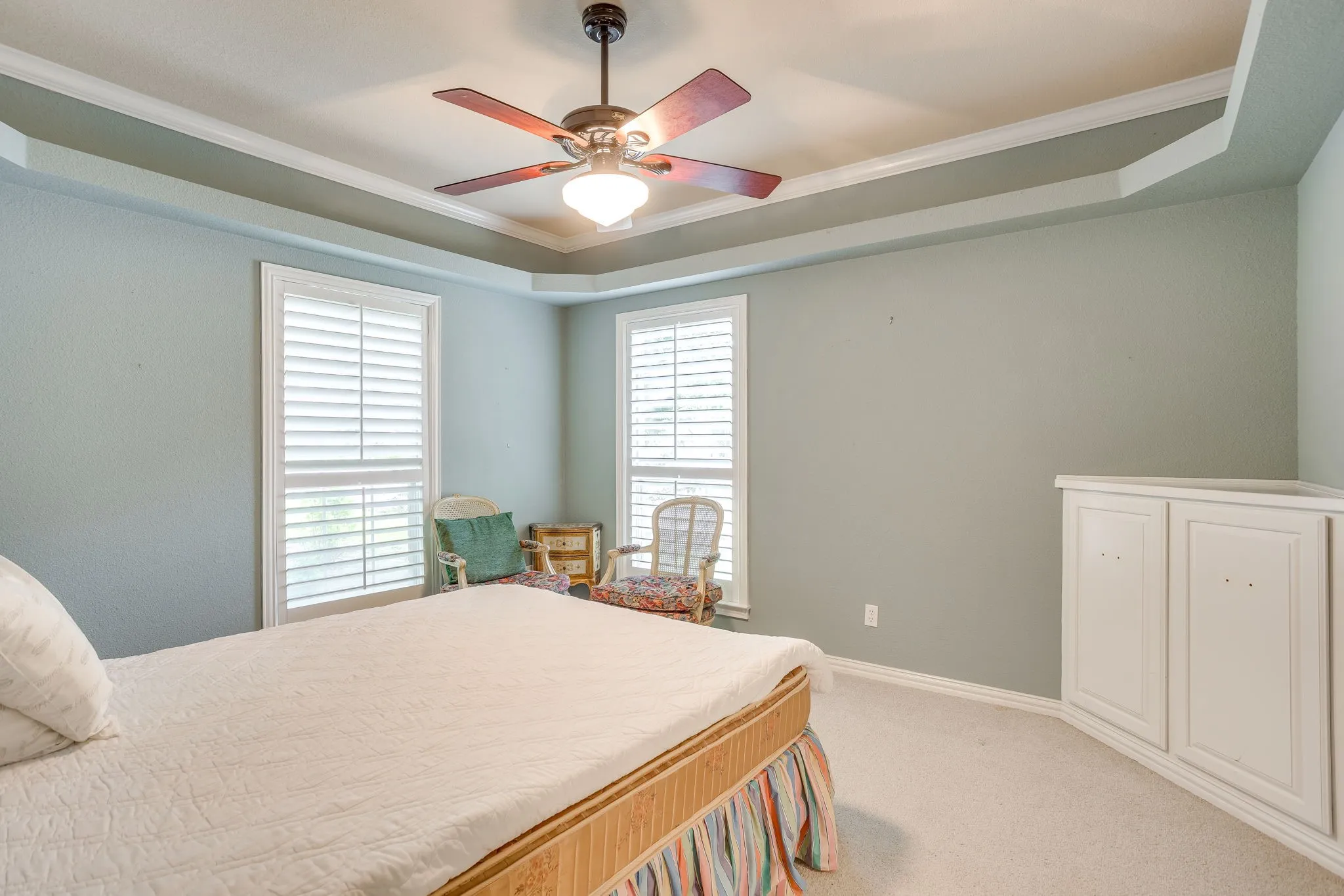 Single Family Residence For Sale in Hood County , 8707 S Monticello Circle, Granbury, Texas 76049, 4 Bedrooms, 3 Bathrooms, 2 Garage spaces, 2,412 Sqft, built in 1997, Price $375,000, mls#21262819, Real Estate Agent in Granbury, Homes For Sale in Hood county, Homes For Sale in Granbury, Realtor in Granbury Texas, Real Estate Brokerage Independent Realty Texas, Luminita Cordes Realtor