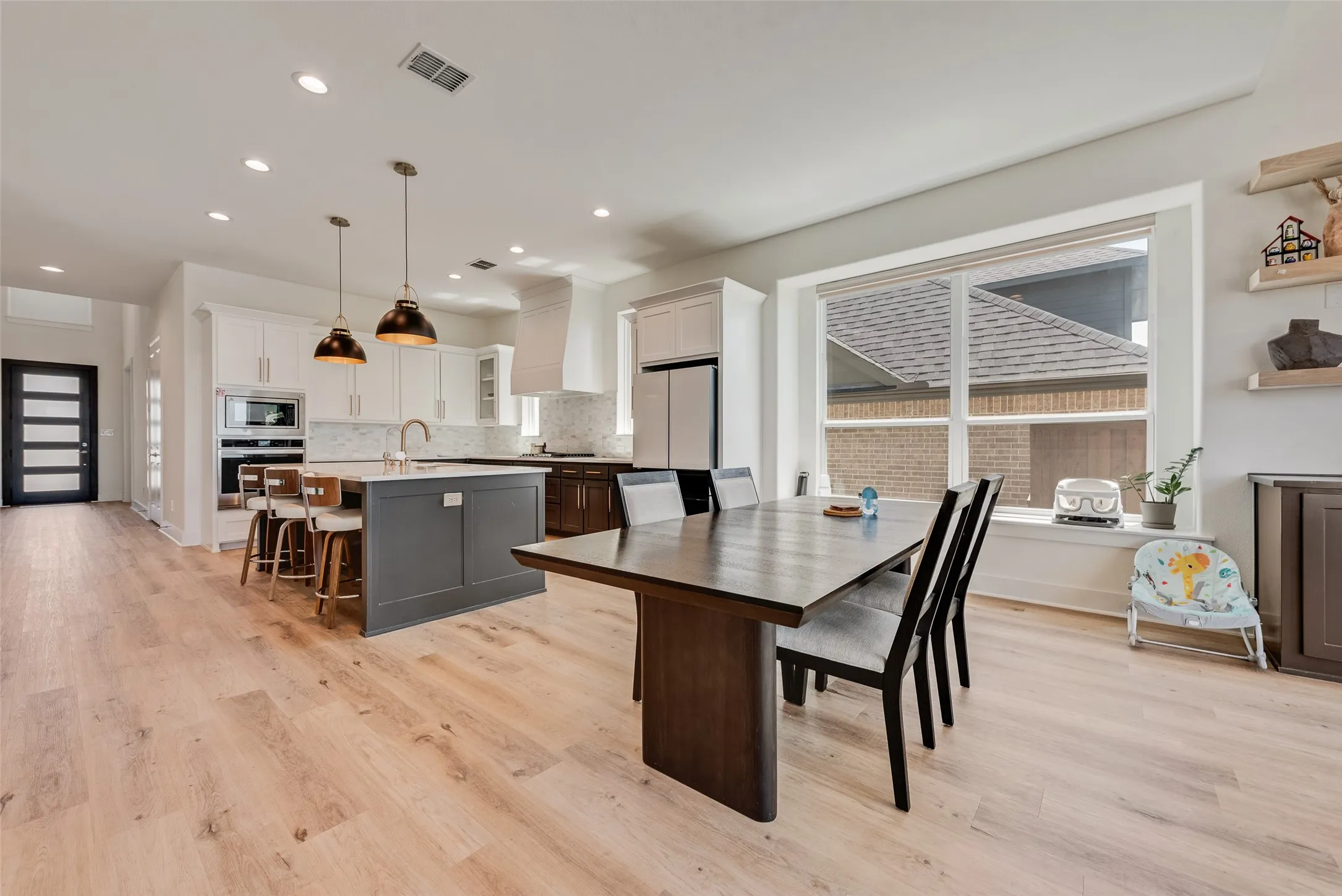 Single Family Residence For Sale in Collin County , 2905 Calvin Road, Mc Kinney, Texas 75071, 4 Bedroom, 4 Bathroom, 2 Garage spaces, 3,600 Sqft, built in 2023, mls#21266042, Real Estate Agent in Mc Kinney, Homes For Sale in Collin county, Homes For Sale in Mc Kinney, Realtor in Mc Kinney Texas, Real Estate Brokerage Independent Realty Texas, Luminita Cordes Realtor