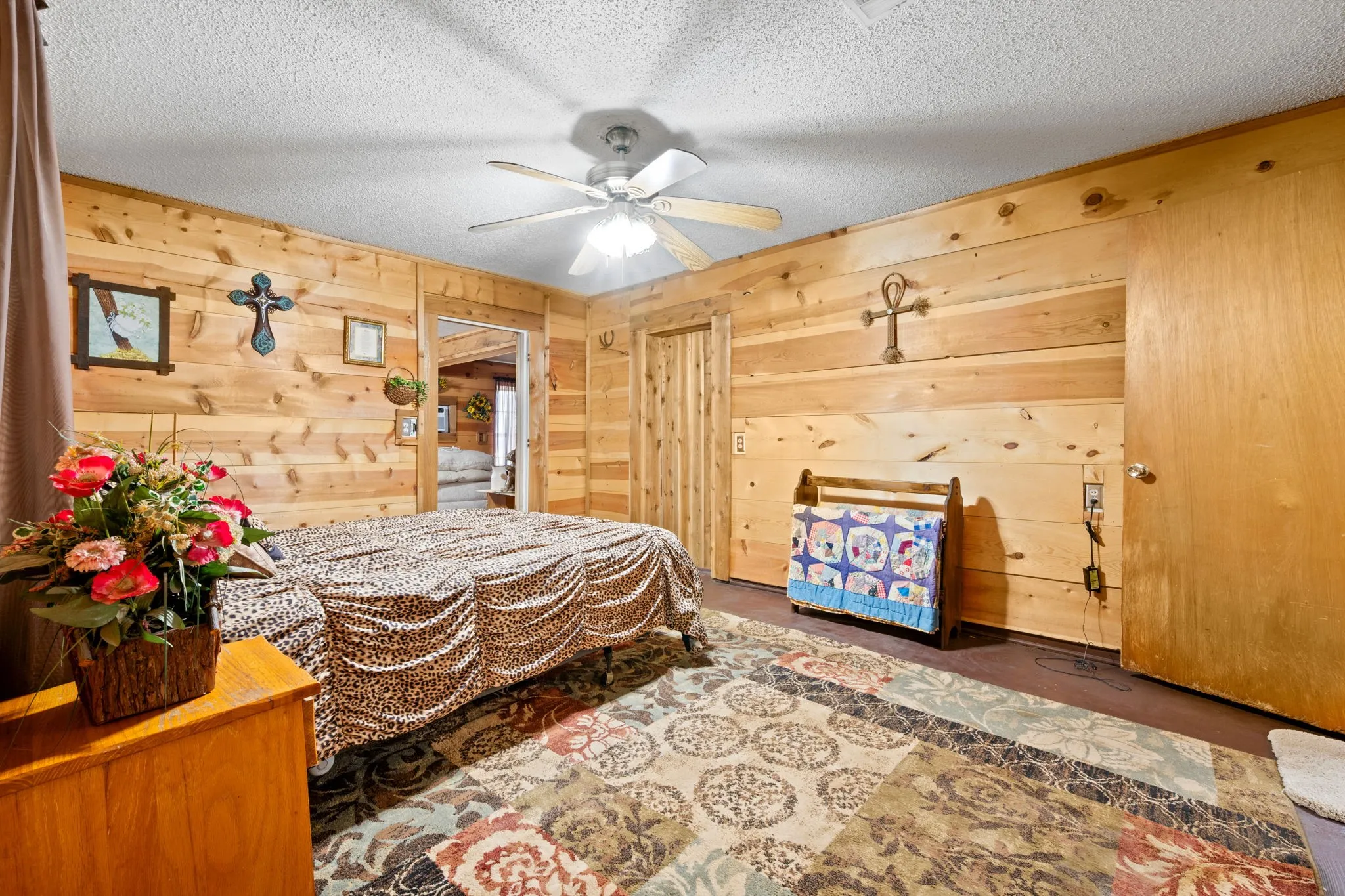 Single Family Residence For Sale in Comanche County , 1550 Highway 2318, De Leon, Texas 76444, 2 Bedroom, 1 Bathroom, Garage spaces, 1,008 Sqft, built in 1920, mls#21263326, Real Estate Agent in De Leon, Homes For Sale in Comanche county, Homes For Sale in De Leon, Realtor in De Leon Texas, Real Estate Brokerage Independent Realty Texas, Luminita Cordes Realtor