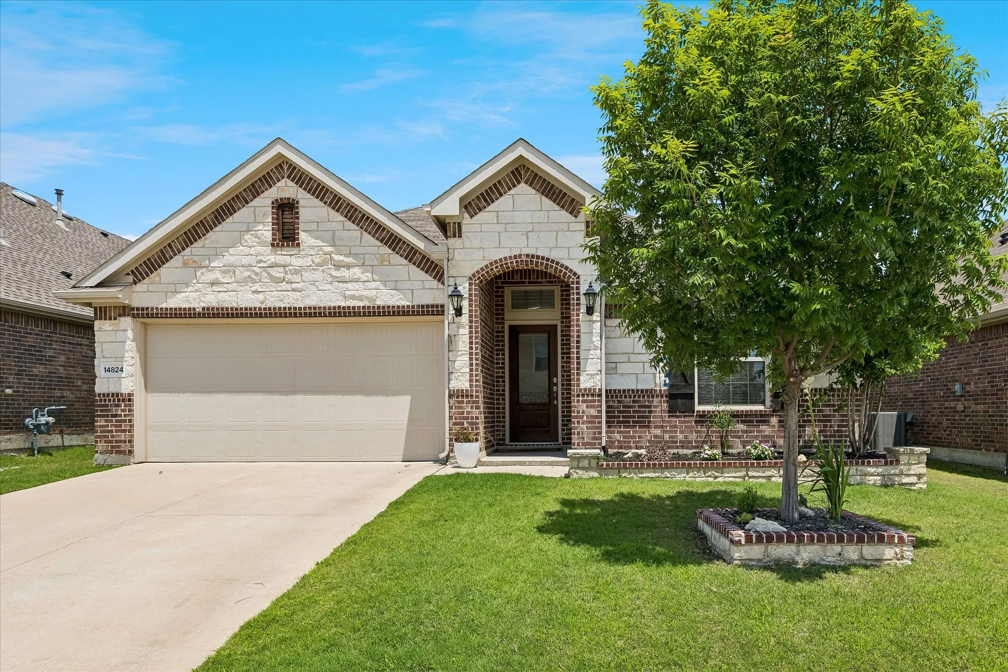 Single Family Residence For Sale in Denton County , 14824 Rocky Face Lane, Fort Worth, Texas 76052, 4 Bedroom, 3 Bathroom, 2 Garage spaces, 2,126 Sqft, built in 2018, mls#21266059, Real Estate Agent in Fort Worth, Homes For Sale in Denton county, Homes For Sale in Fort Worth, Realtor in Fort Worth Texas, Real Estate Brokerage Independent Realty Texas, Luminita Cordes Realtor