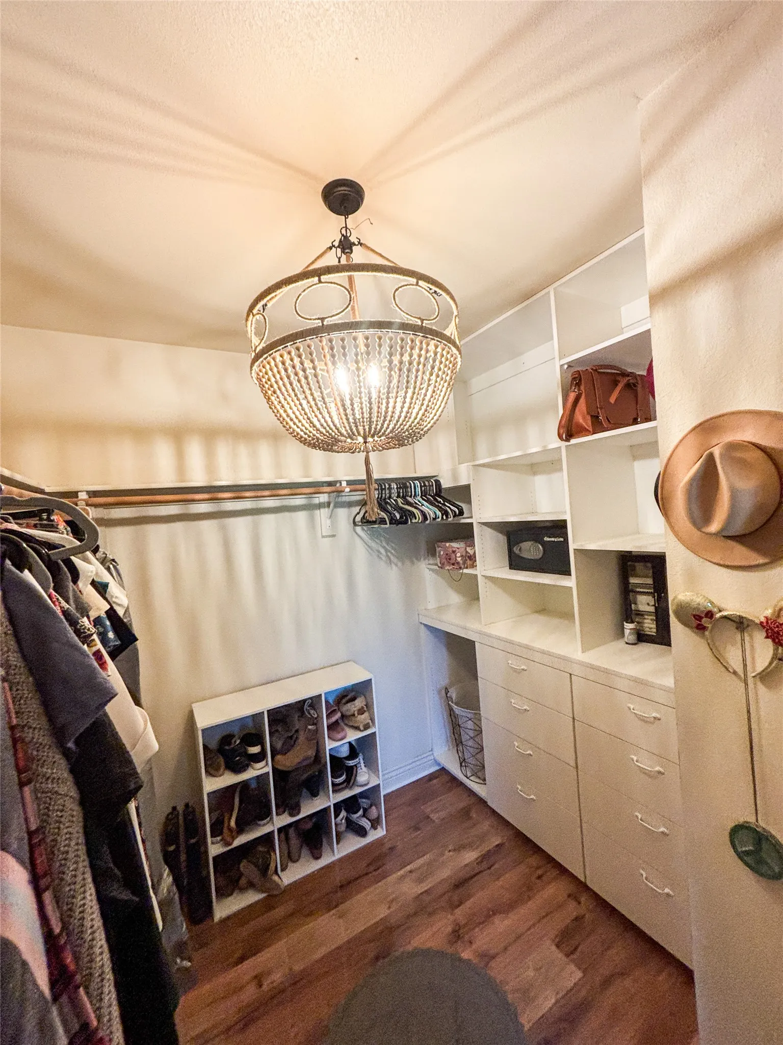 1st Primary Closet w/ Built ins