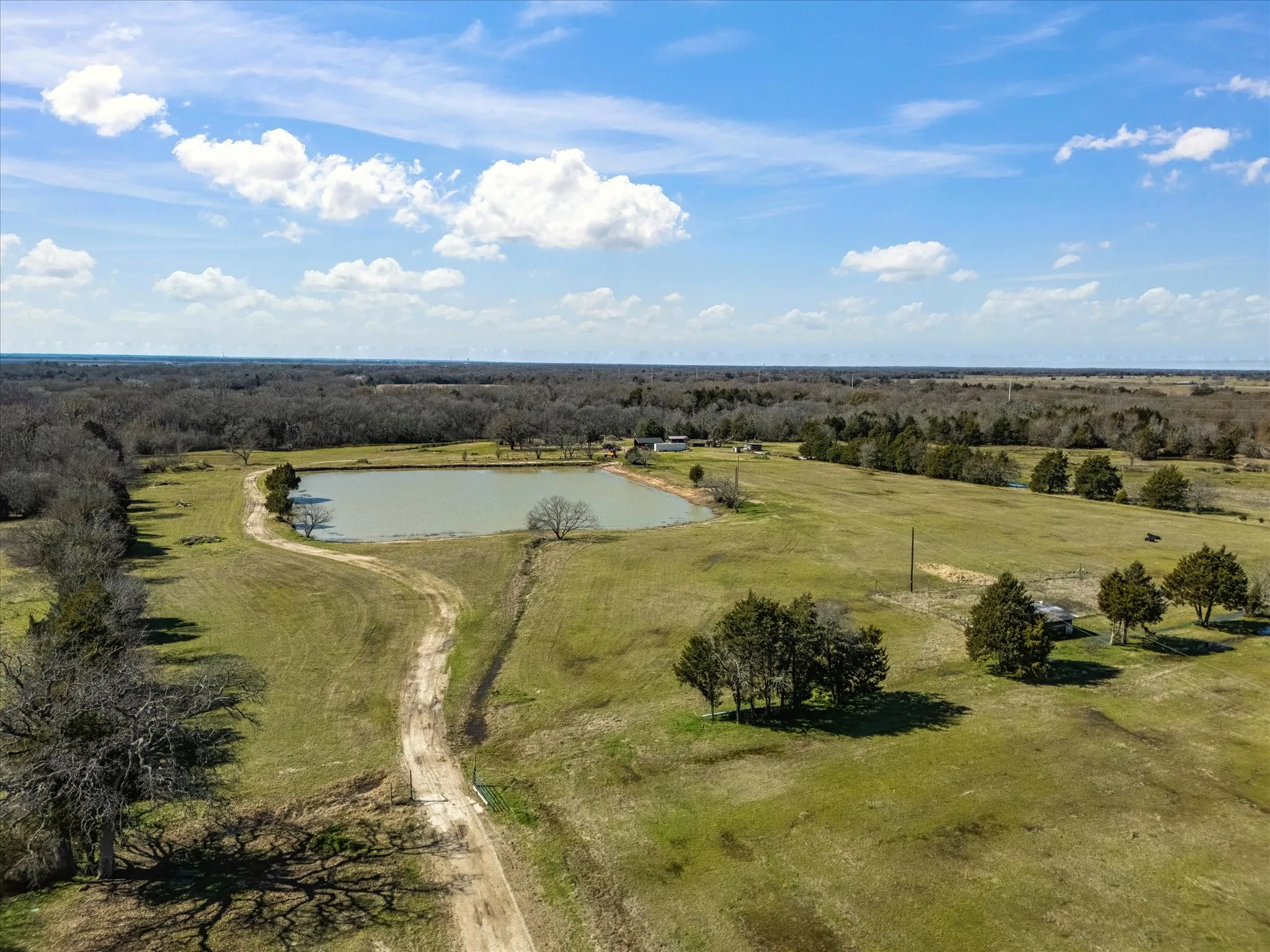 Farm For Sale in Navarro County , 11095 E State Highway 31, Kerens, Texas 75144, 1 Bedroom, 1 Bathroom, Garage spaces, 384 Sqft, built in 2013, Price $655,000, mls#21265819, Real Estate Agent in Kerens, Homes For Sale in Navarro county, Homes For Sale in Kerens, Realtor in Kerens Texas, Real Estate Brokerage Independent Realty Texas, Luminita Cordes Realtor