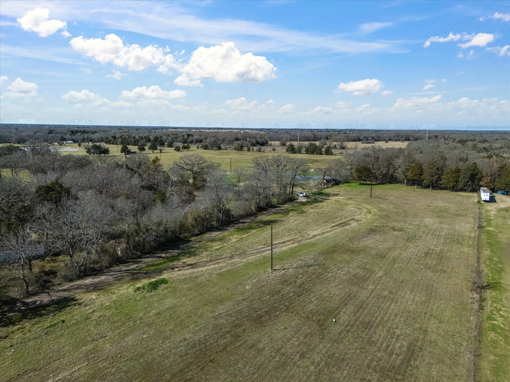 Farm For Sale in Navarro County , 11095 E State Highway 31, Kerens, Texas 75144, 1 Bedroom, 1 Bathroom, Garage spaces, 384 Sqft, built in 2013, Price $655,000, mls#21265819, Real Estate Agent in Kerens, Homes For Sale in Navarro county, Homes For Sale in Kerens, Realtor in Kerens Texas, Real Estate Brokerage Independent Realty Texas, Luminita Cordes Realtor