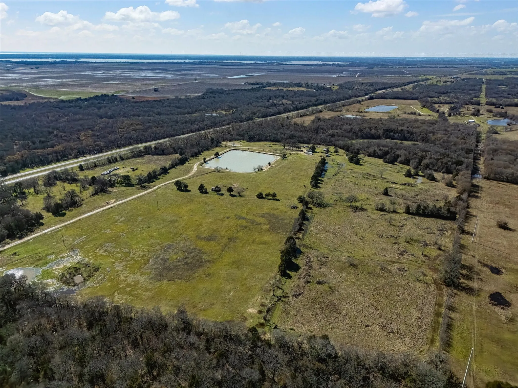 Farm For Sale in Navarro County , 11095 E State Highway 31, Kerens, Texas 75144, 1 Bedroom, 1 Bathroom, Garage spaces, 384 Sqft, built in 2013, Price $655,000, mls#21265819, Real Estate Agent in Kerens, Homes For Sale in Navarro county, Homes For Sale in Kerens, Realtor in Kerens Texas, Real Estate Brokerage Independent Realty Texas, Luminita Cordes Realtor