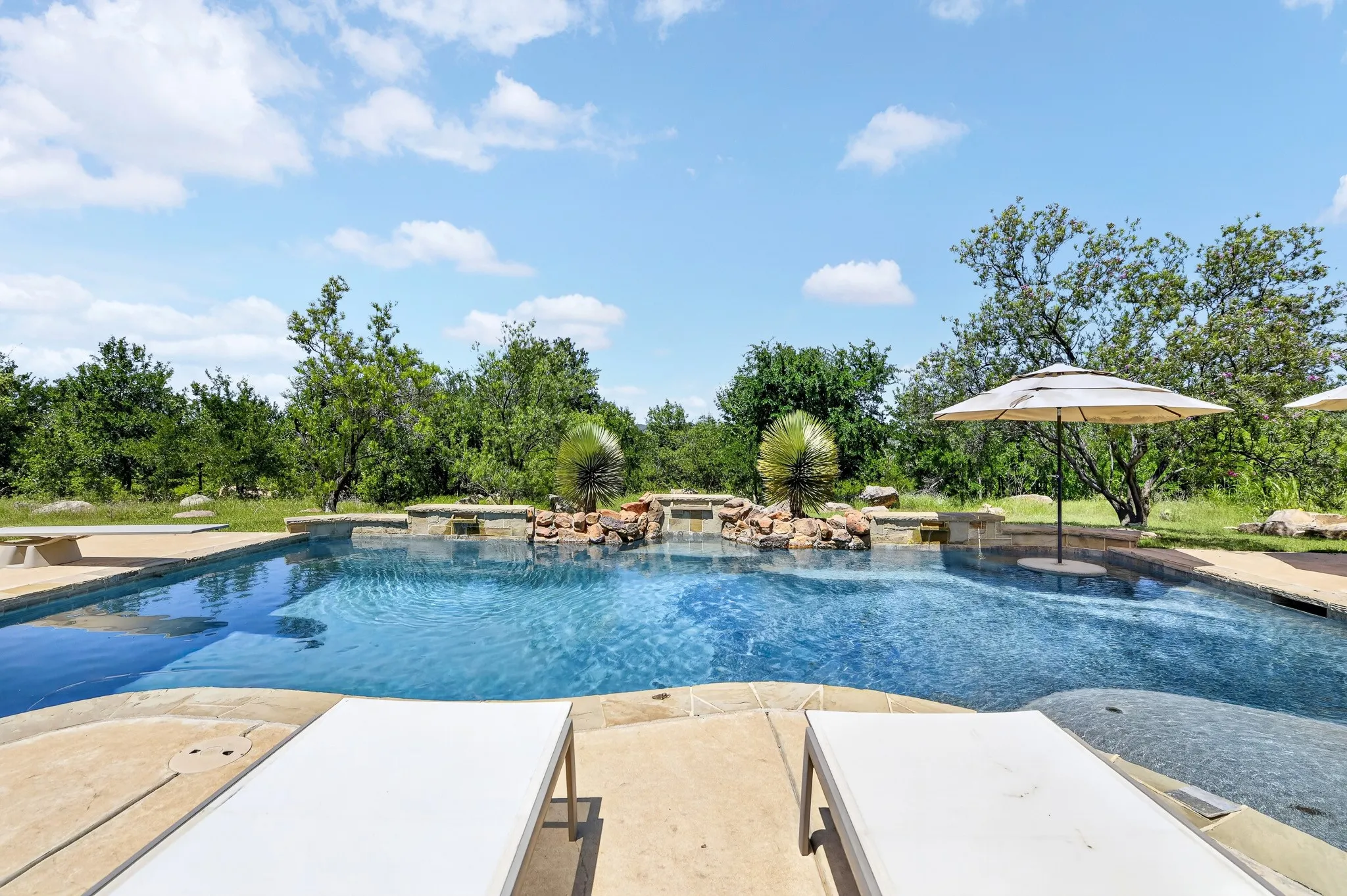 Single Family Residence For Sale in Palo Pinto County , 1120 Heron Court, Graford, Texas 76449, 5 Bedroom, 4 Bathroom, 3 Garage spaces, 4,172 Sqft, built in 2012, Price $995,000, mls#21266061, Real Estate Agent in Graford, Homes For Sale in Palo Pinto county, Homes For Sale in Graford, Realtor in Graford Texas, Real Estate Brokerage Independent Realty Texas, Luminita Cordes Realtor
