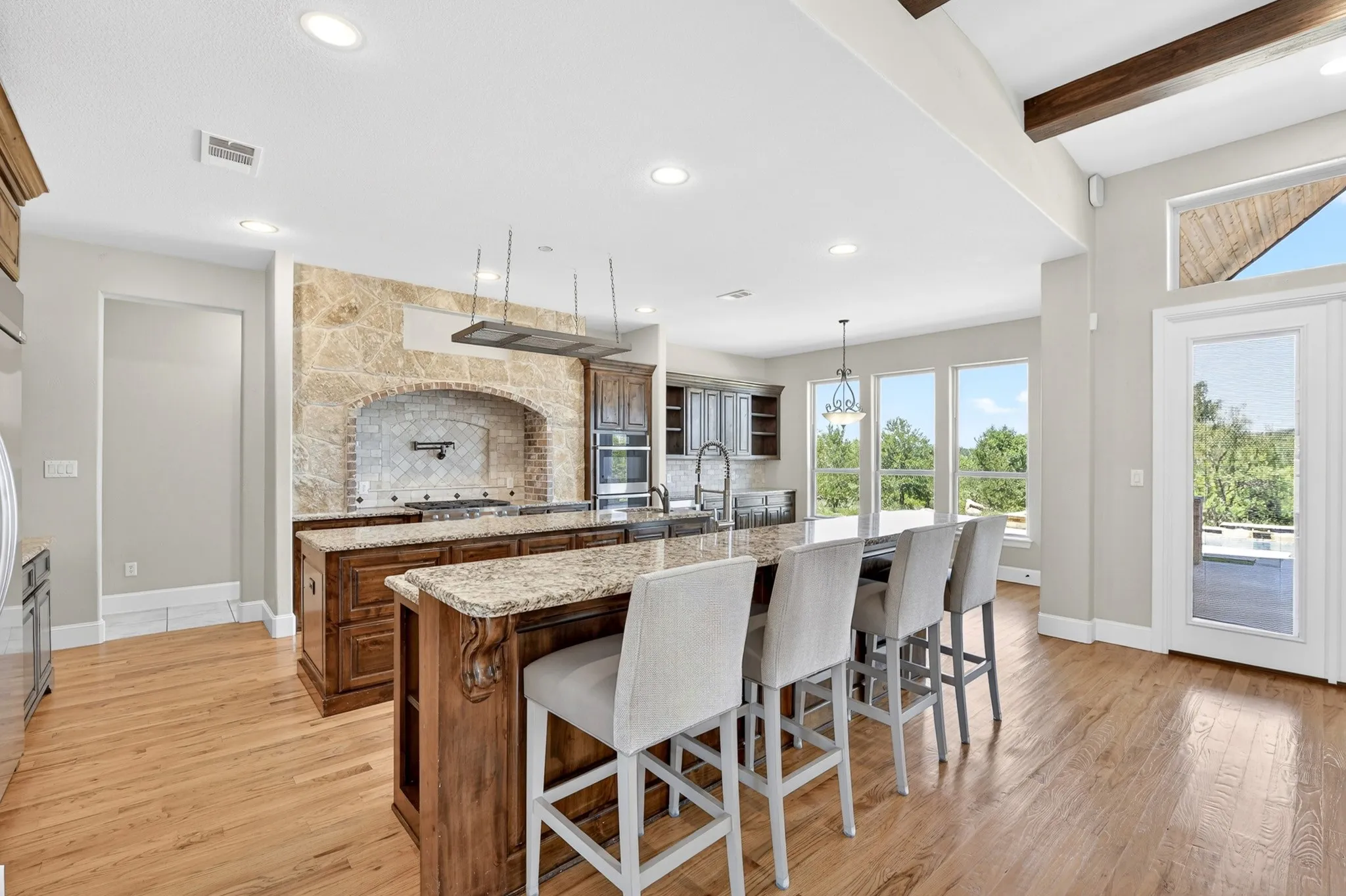 Single Family Residence For Sale in Palo Pinto County , 1120 Heron Court, Graford, Texas 76449, 5 Bedroom, 4 Bathroom, 3 Garage spaces, 4,172 Sqft, built in 2012, Price $995,000, mls#21266061, Real Estate Agent in Graford, Homes For Sale in Palo Pinto county, Homes For Sale in Graford, Realtor in Graford Texas, Real Estate Brokerage Independent Realty Texas, Luminita Cordes Realtor