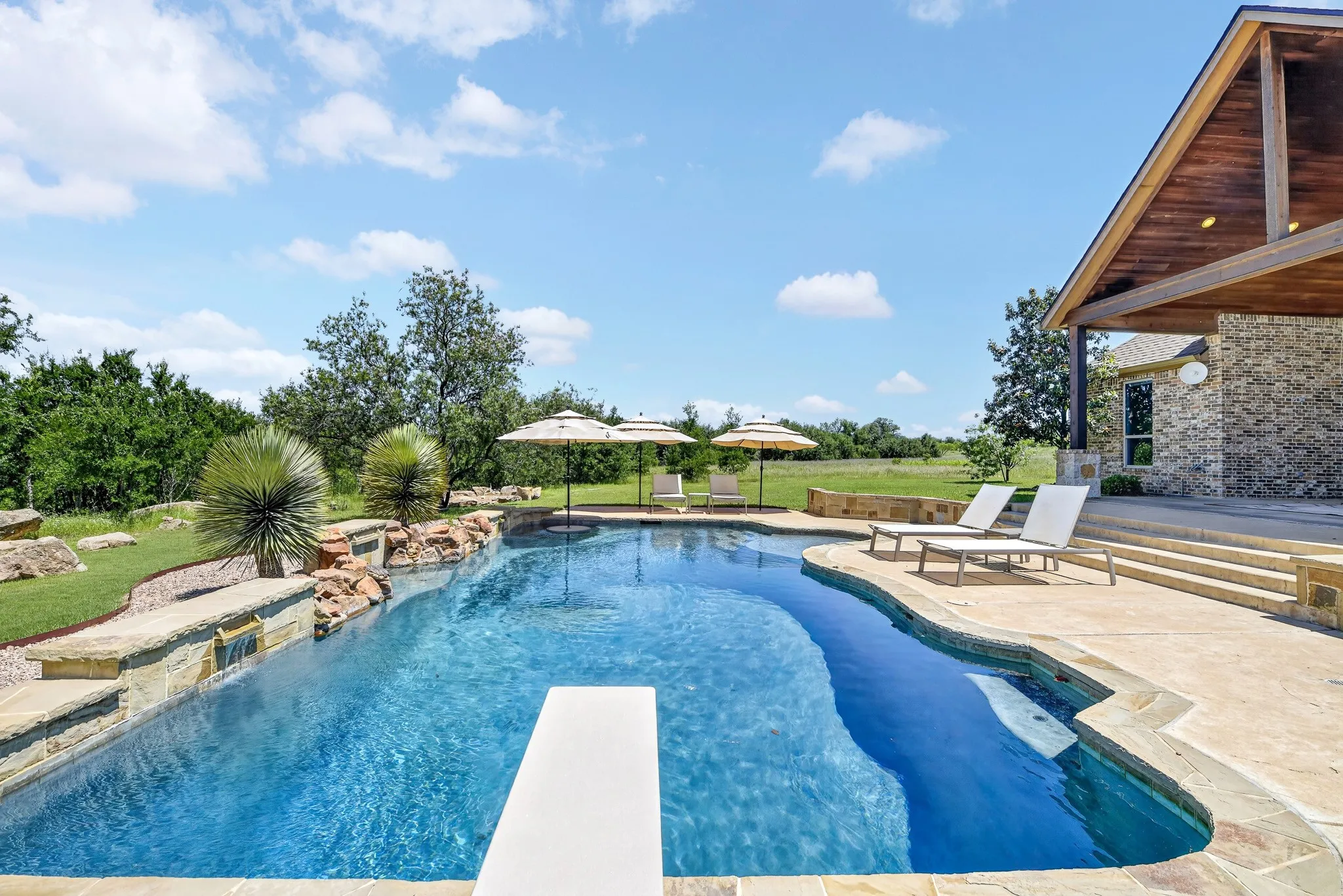Single Family Residence For Sale in Palo Pinto County , 1120 Heron Court, Graford, Texas 76449, 5 Bedroom, 4 Bathroom, 3 Garage spaces, 4,172 Sqft, built in 2012, Price $995,000, mls#21266061, Real Estate Agent in Graford, Homes For Sale in Palo Pinto county, Homes For Sale in Graford, Realtor in Graford Texas, Real Estate Brokerage Independent Realty Texas, Luminita Cordes Realtor