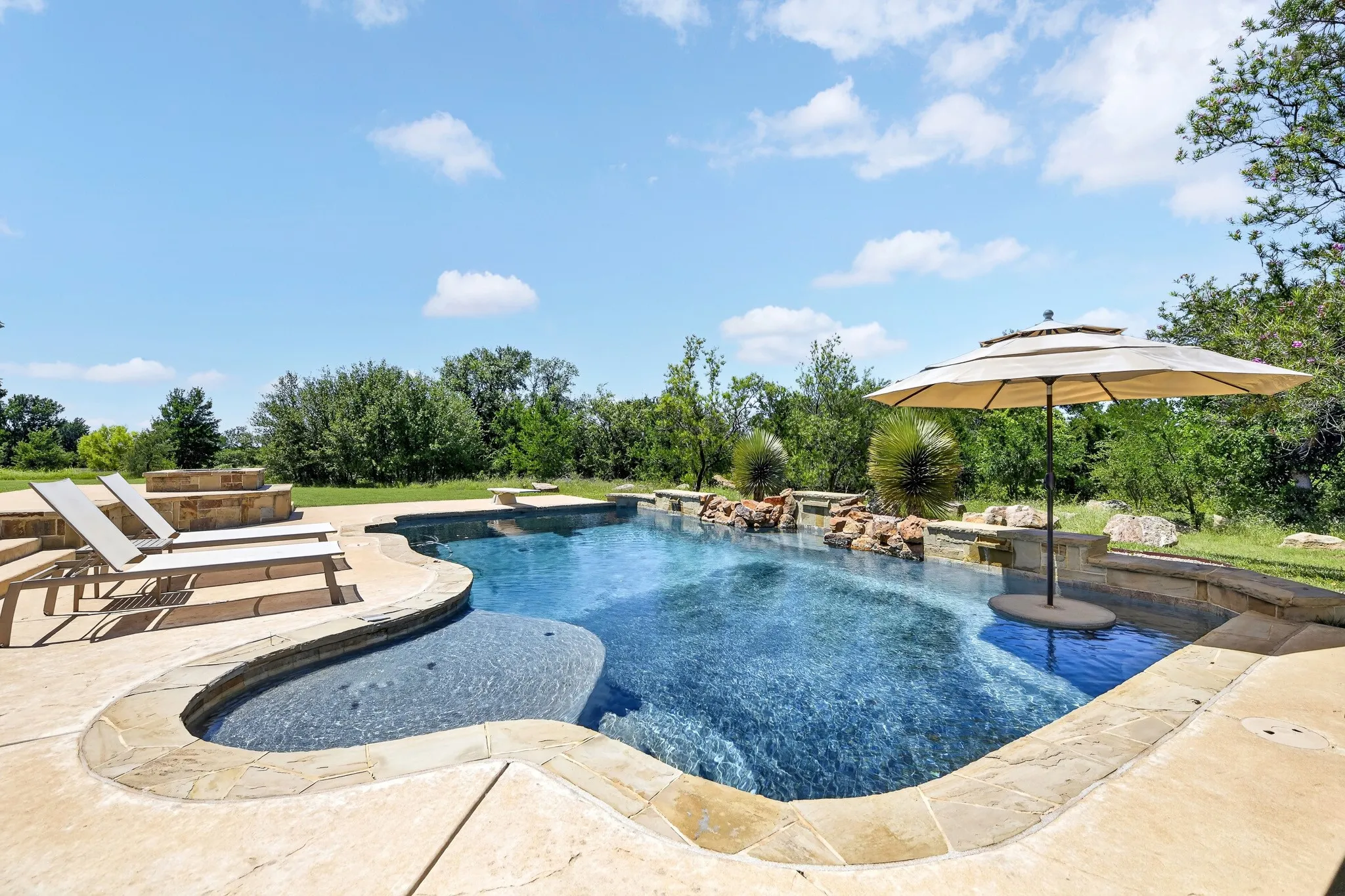 Single Family Residence For Sale in Palo Pinto County , 1120 Heron Court, Graford, Texas 76449, 5 Bedroom, 4 Bathroom, 3 Garage spaces, 4,172 Sqft, built in 2012, Price $995,000, mls#21266061, Real Estate Agent in Graford, Homes For Sale in Palo Pinto county, Homes For Sale in Graford, Realtor in Graford Texas, Real Estate Brokerage Independent Realty Texas, Luminita Cordes Realtor