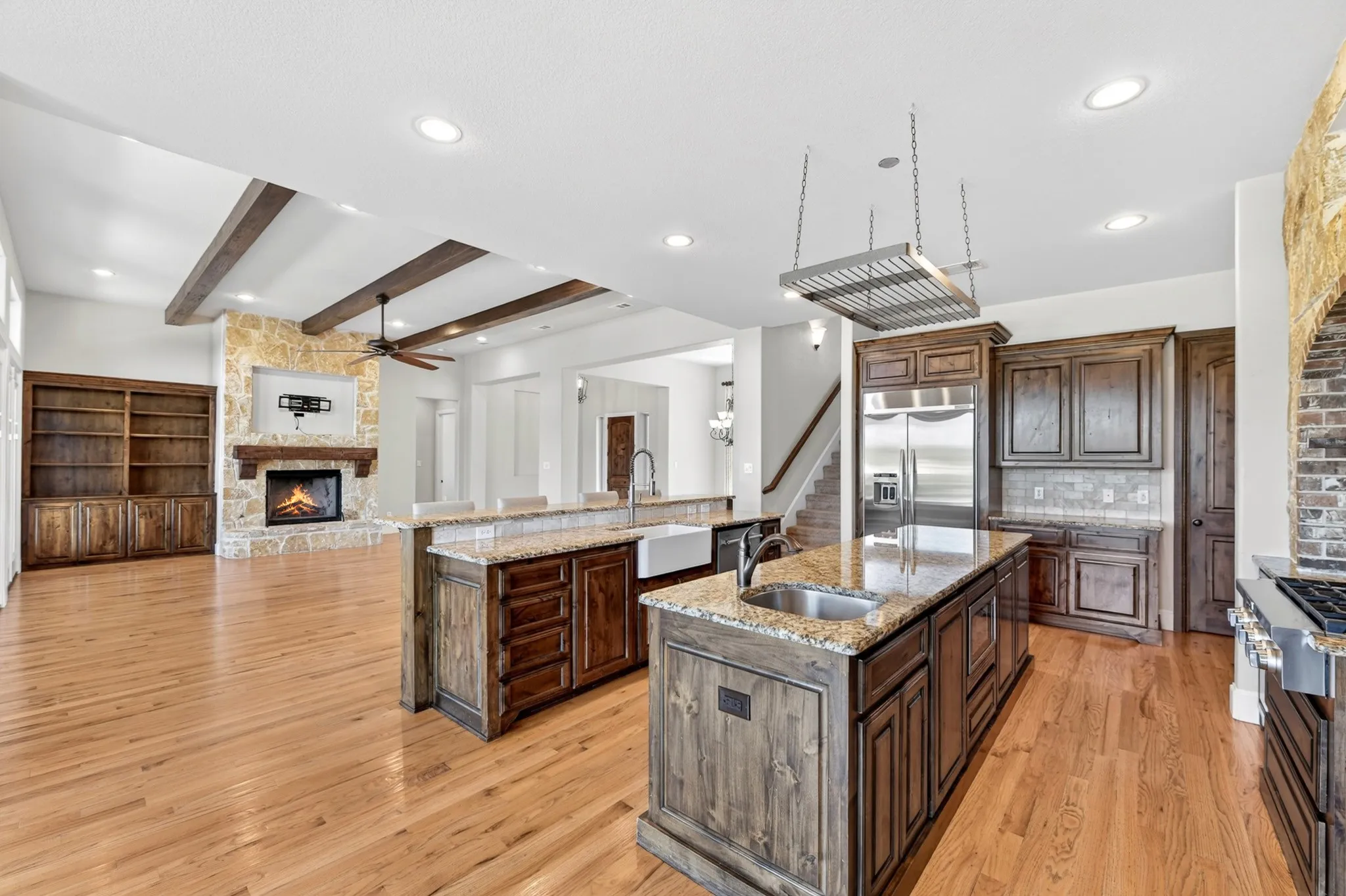 Single Family Residence For Sale in Palo Pinto County , 1120 Heron Court, Graford, Texas 76449, 5 Bedroom, 4 Bathroom, 3 Garage spaces, 4,172 Sqft, built in 2012, Price $995,000, mls#21266061, Real Estate Agent in Graford, Homes For Sale in Palo Pinto county, Homes For Sale in Graford, Realtor in Graford Texas, Real Estate Brokerage Independent Realty Texas, Luminita Cordes Realtor