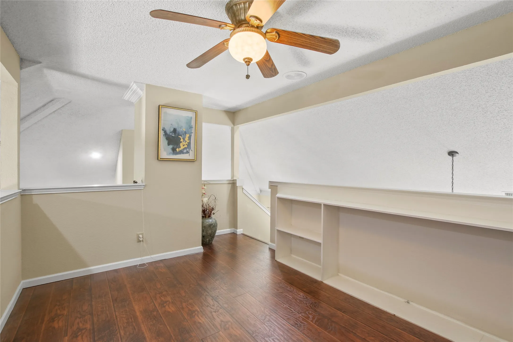 Single Family Residence For Sale in Collin County , 801 Fall Drive, Allen, Texas 75002, 5 Bedroom, 4 Bathroom, 2 Garage spaces, 2,962 Sqft, built in 1987, mls#21265902, Real Estate Agent in Allen, Homes For Sale in Collin county, Homes For Sale in Allen, Realtor in Allen Texas, Real Estate Brokerage Independent Realty Texas, Luminita Cordes Realtor