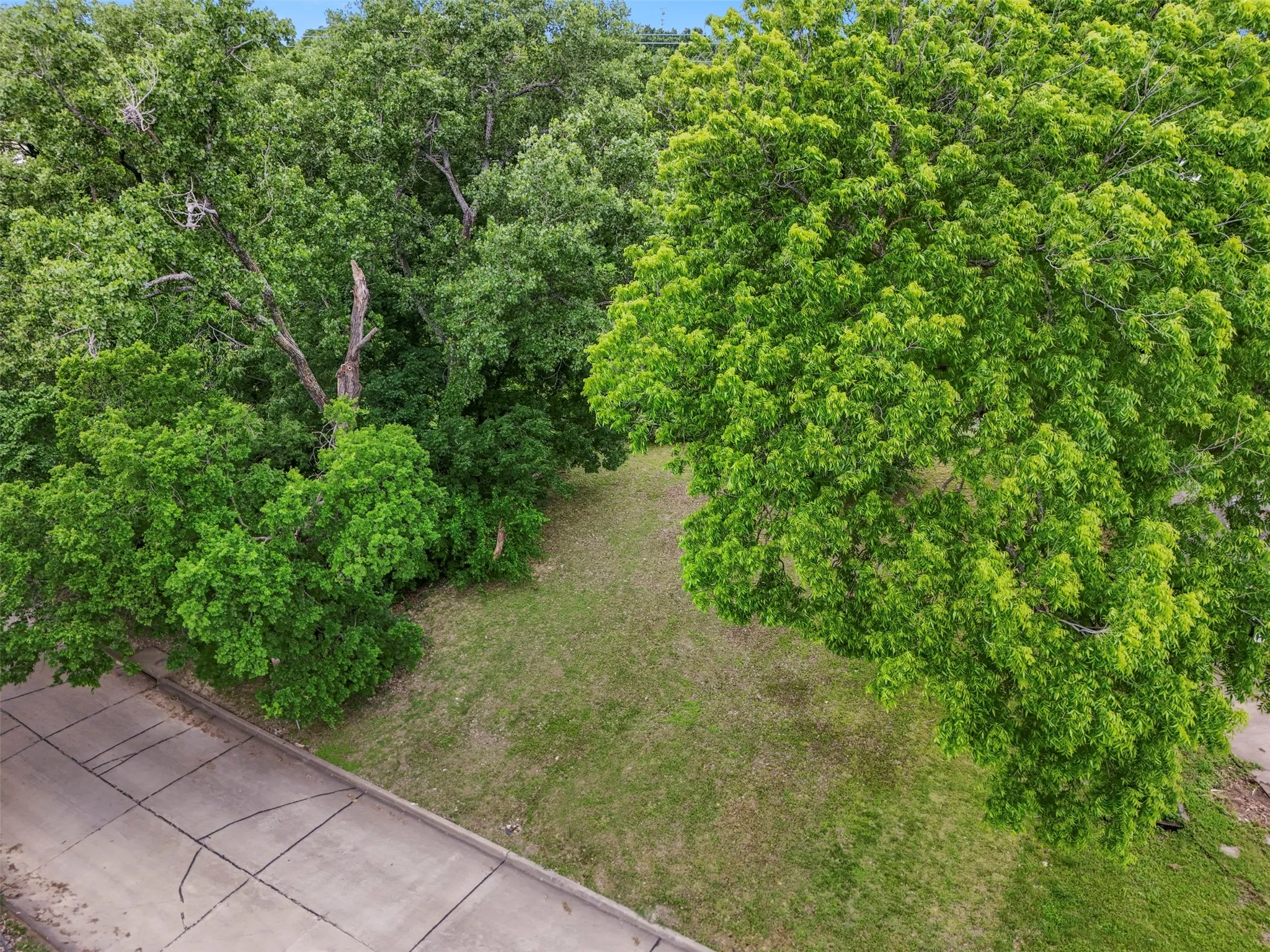 Improved Land For Sale in Dallas County , 5101 Edgewater Drive, Rowlett, Texas 75088, 0, 0, Garage spaces, 0 Sqft, built in 0, mls#21266138, Real Estate Agent in Rowlett, Homes For Sale in Dallas county, Homes For Sale in Rowlett, Realtor in Rowlett Texas, Real Estate Brokerage Independent Realty Texas, Luminita Cordes Realtor